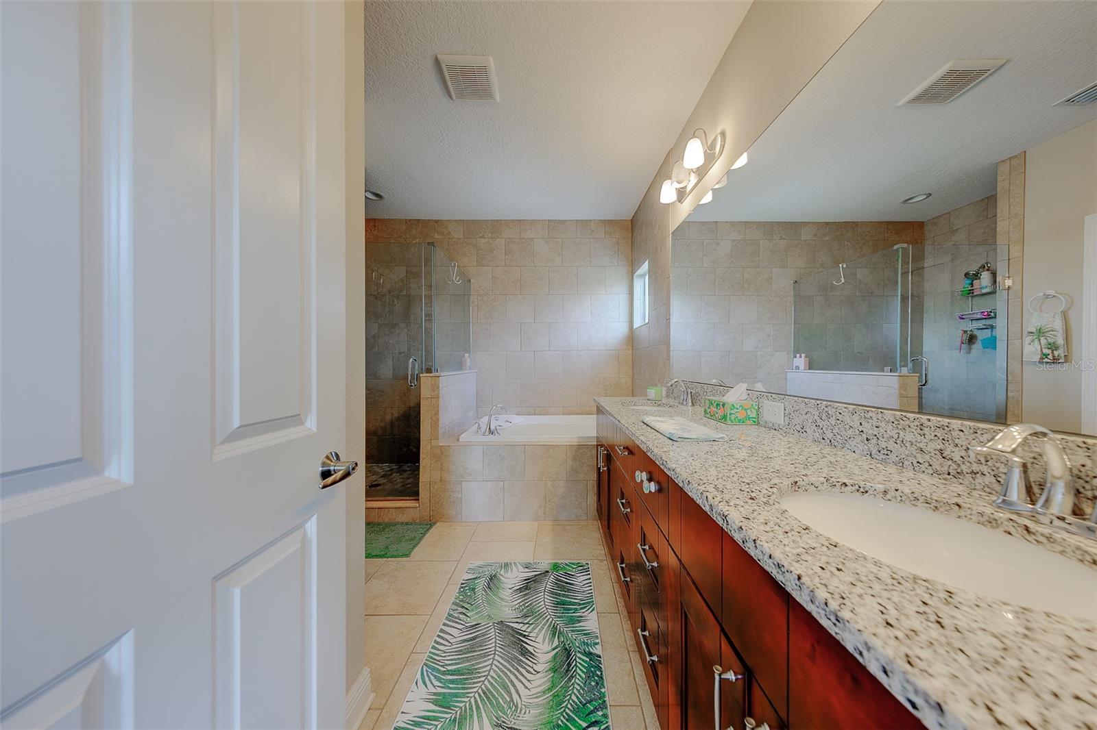 Master bedroom ensuite