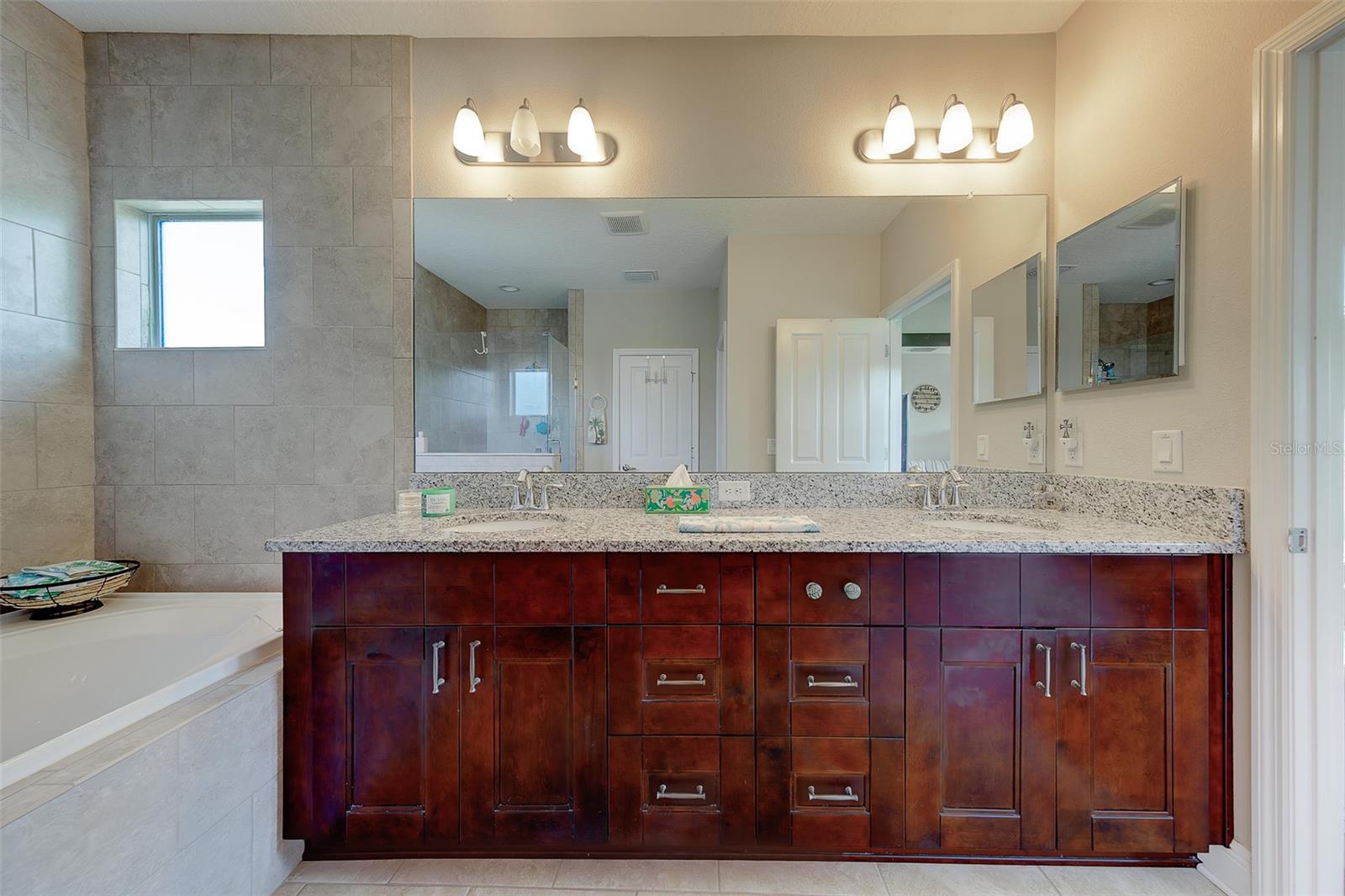 Double vanity