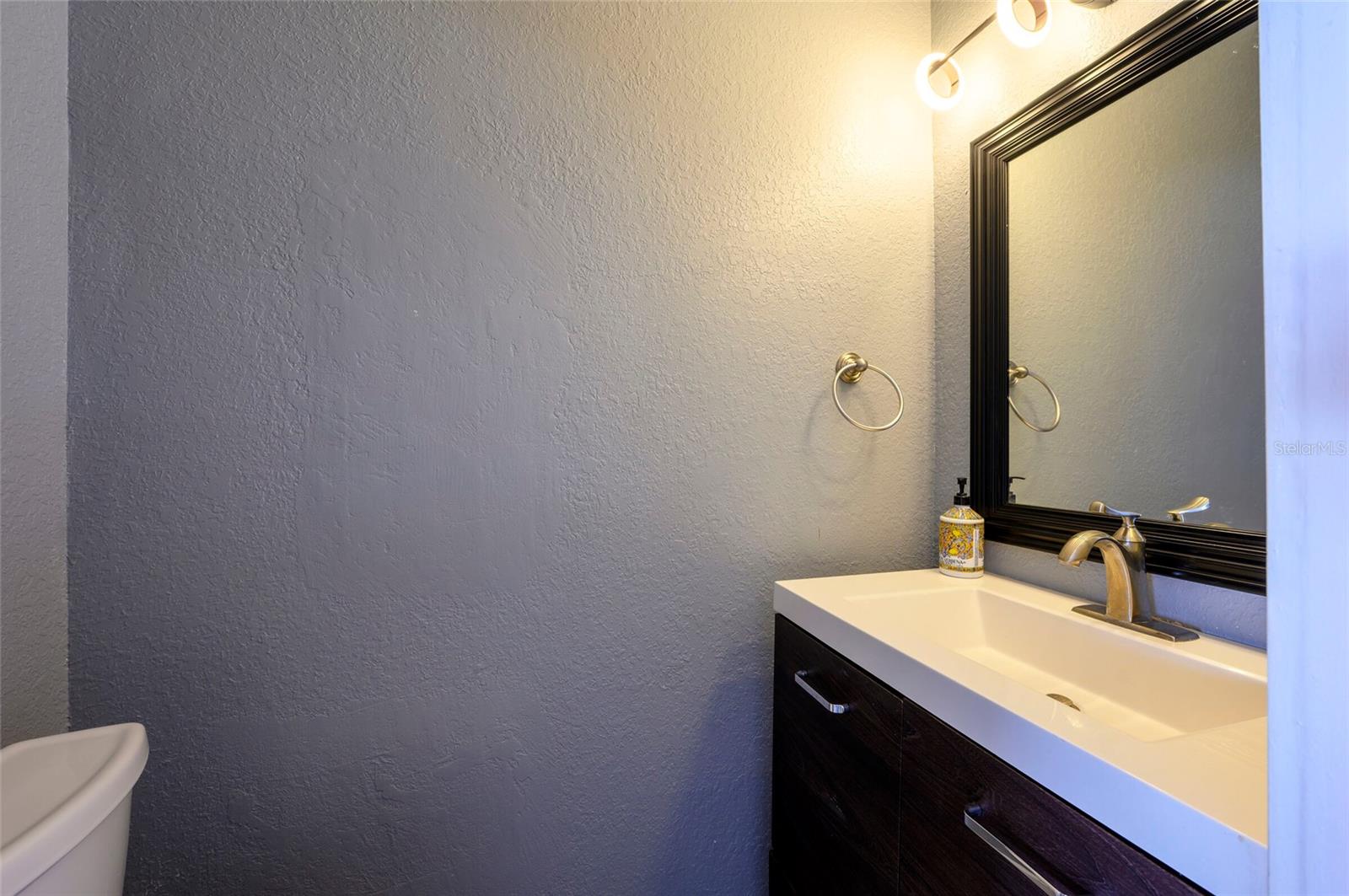 1/2 bath off of bonus space.