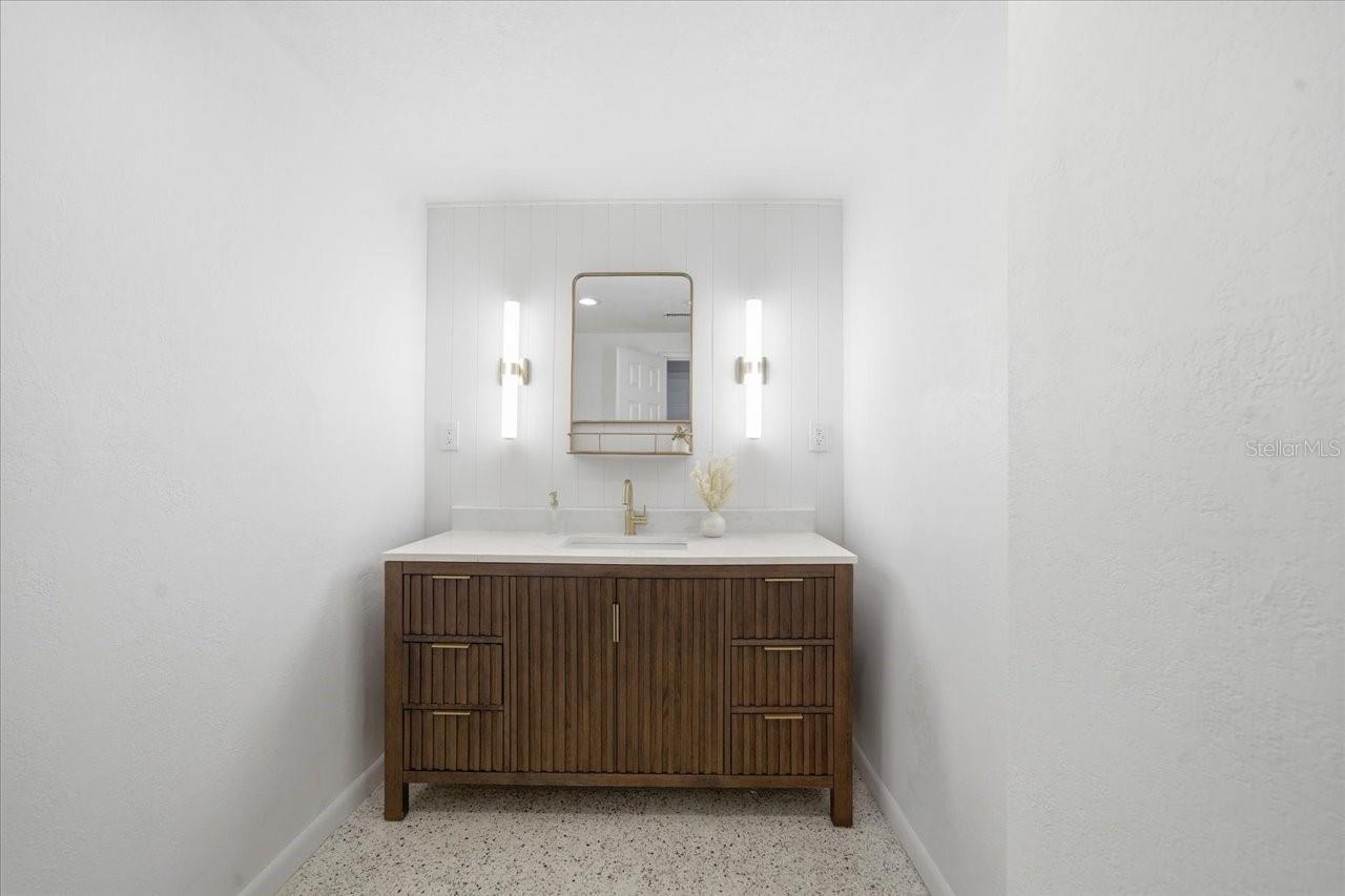 Primary bath