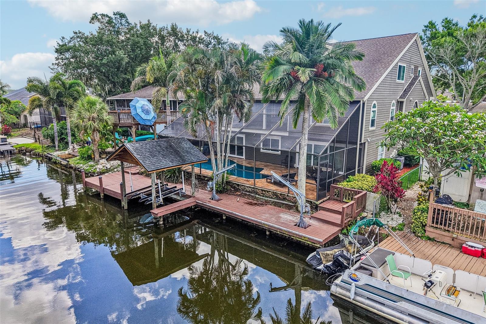 OWN 1/2 THE CANAL AND HAVE NO FLOOD INSURANCE REQUIREMENTS- LOMA FILED BY OWNER