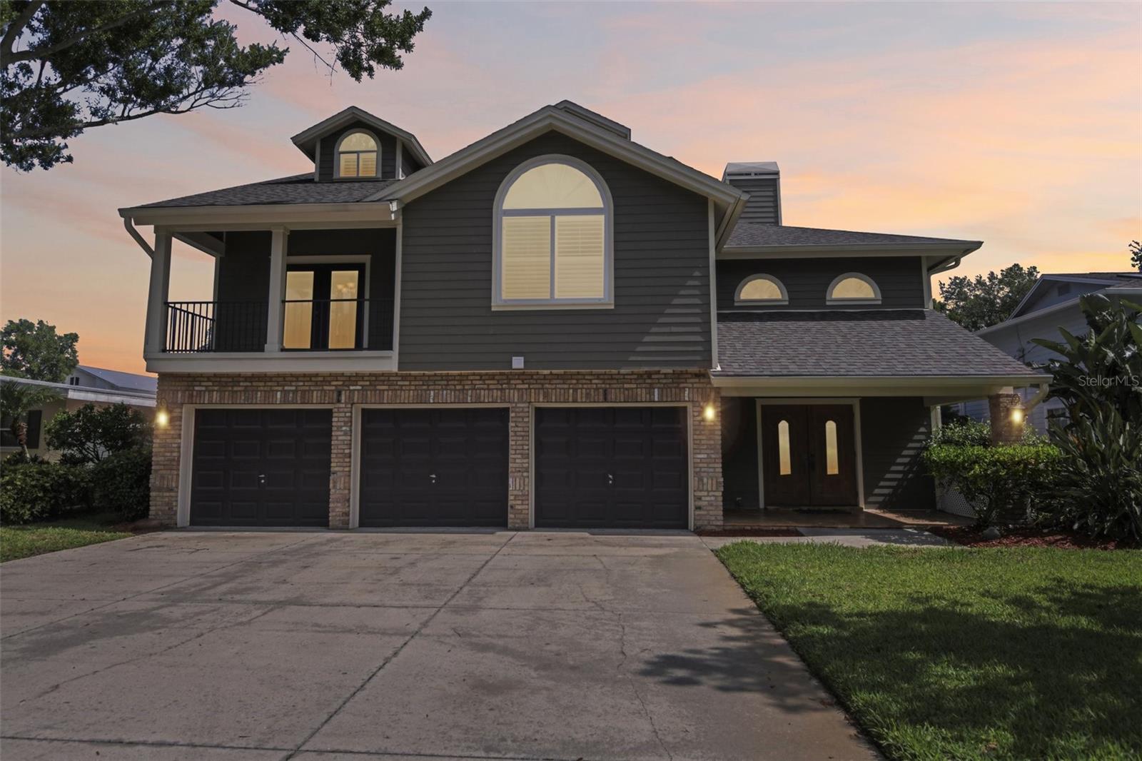 FRONT SUNSET VIEW