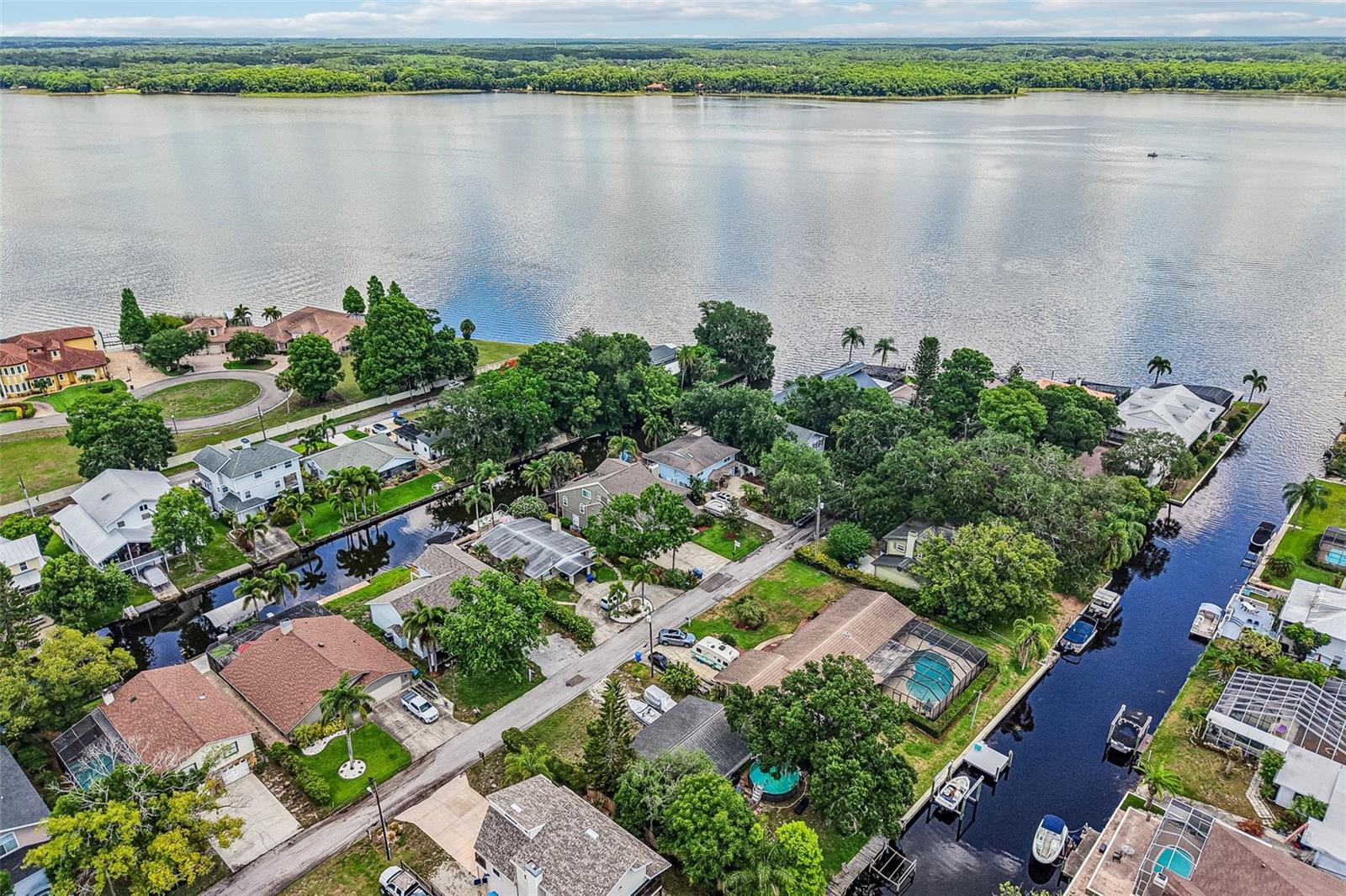 2500 ACRE SKI AND BASS FISHING LAKE