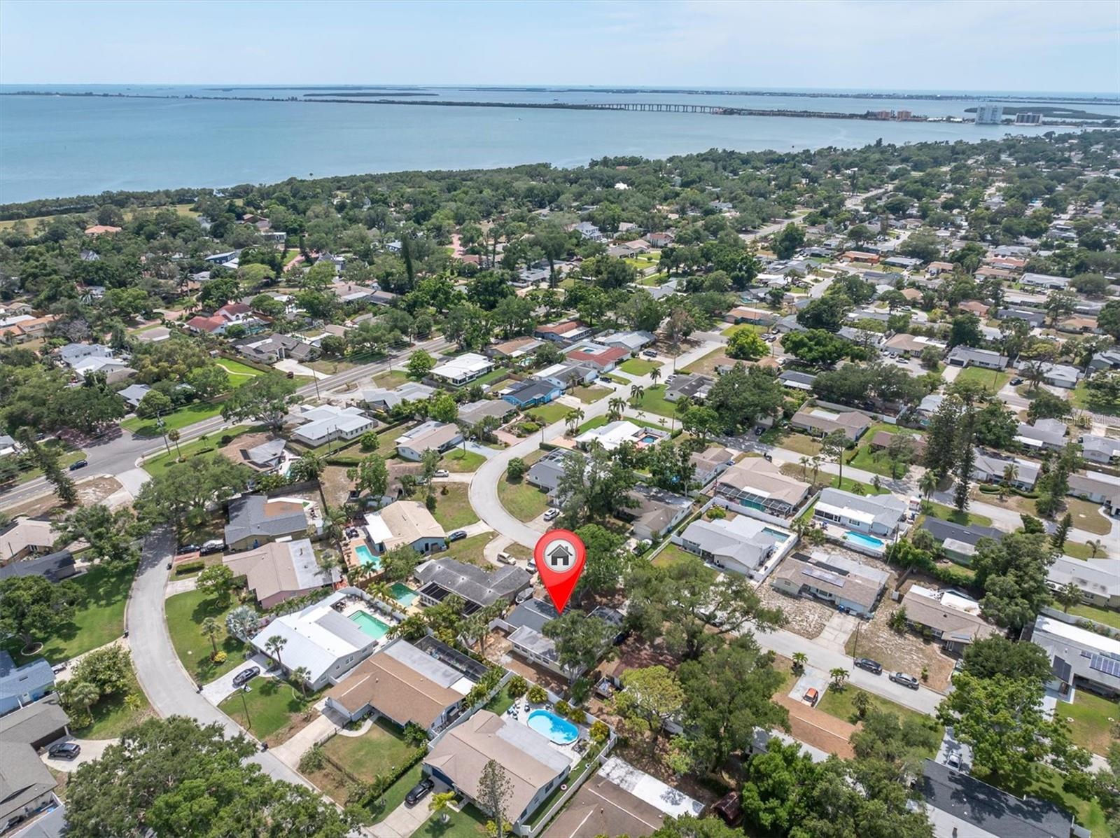 Amazing St. Pete Location