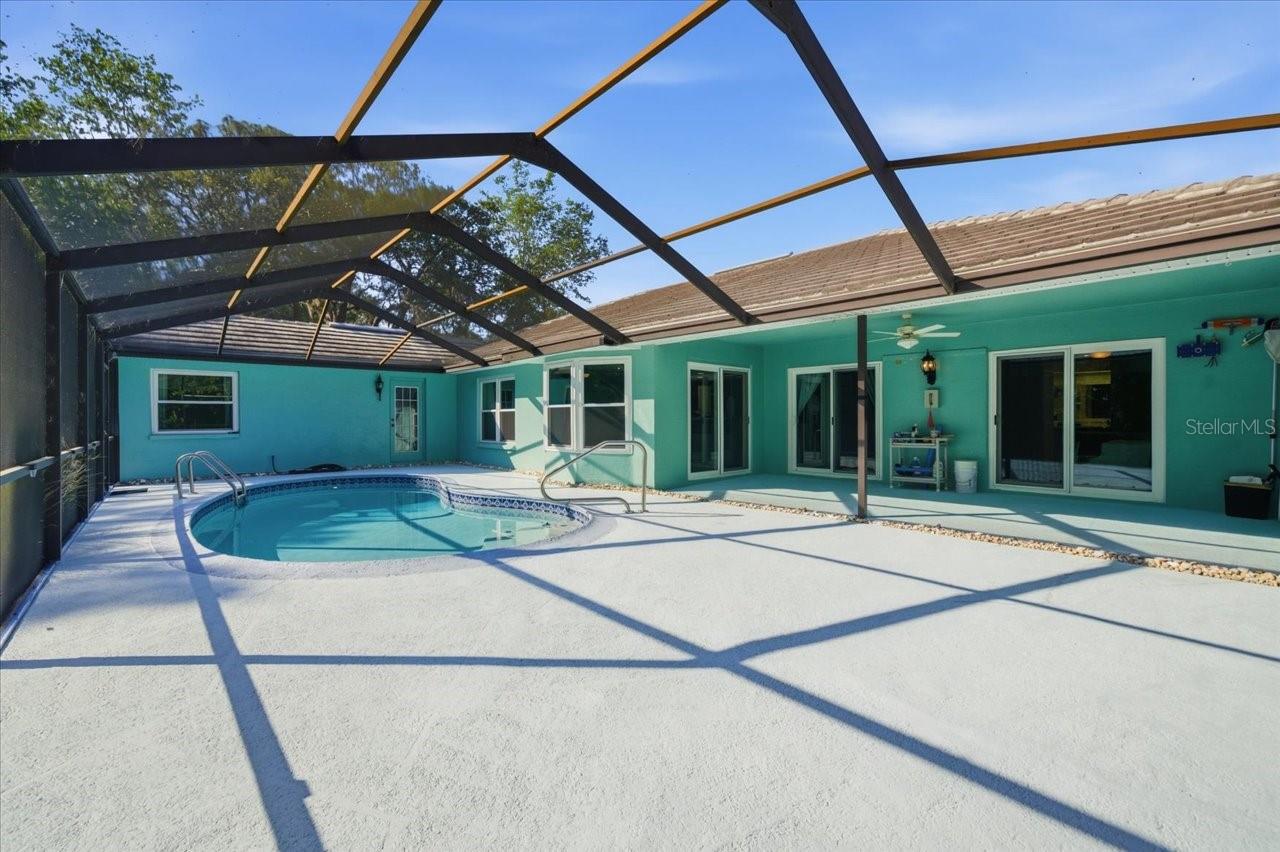 Pool/Patio