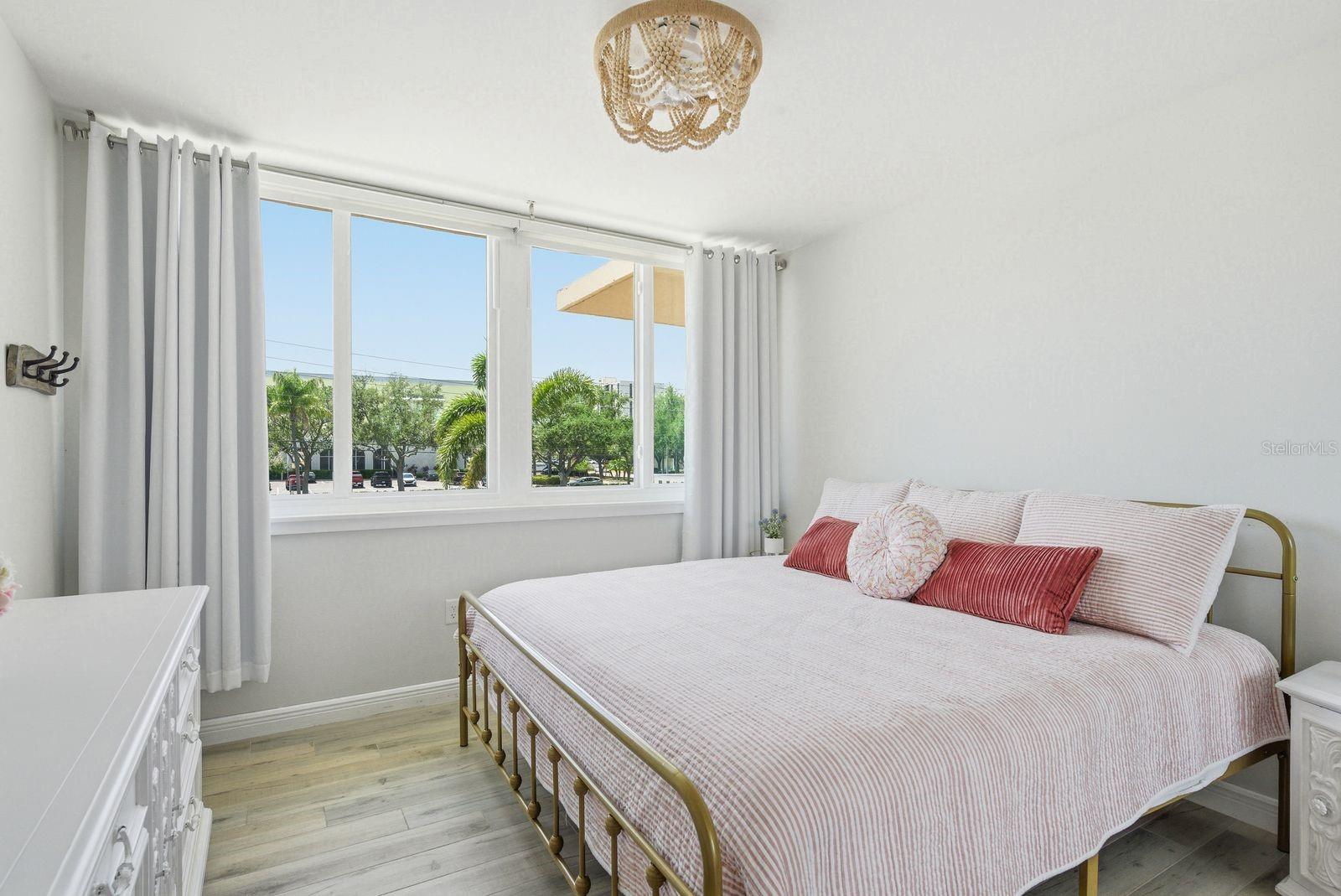 Secondary bedroom