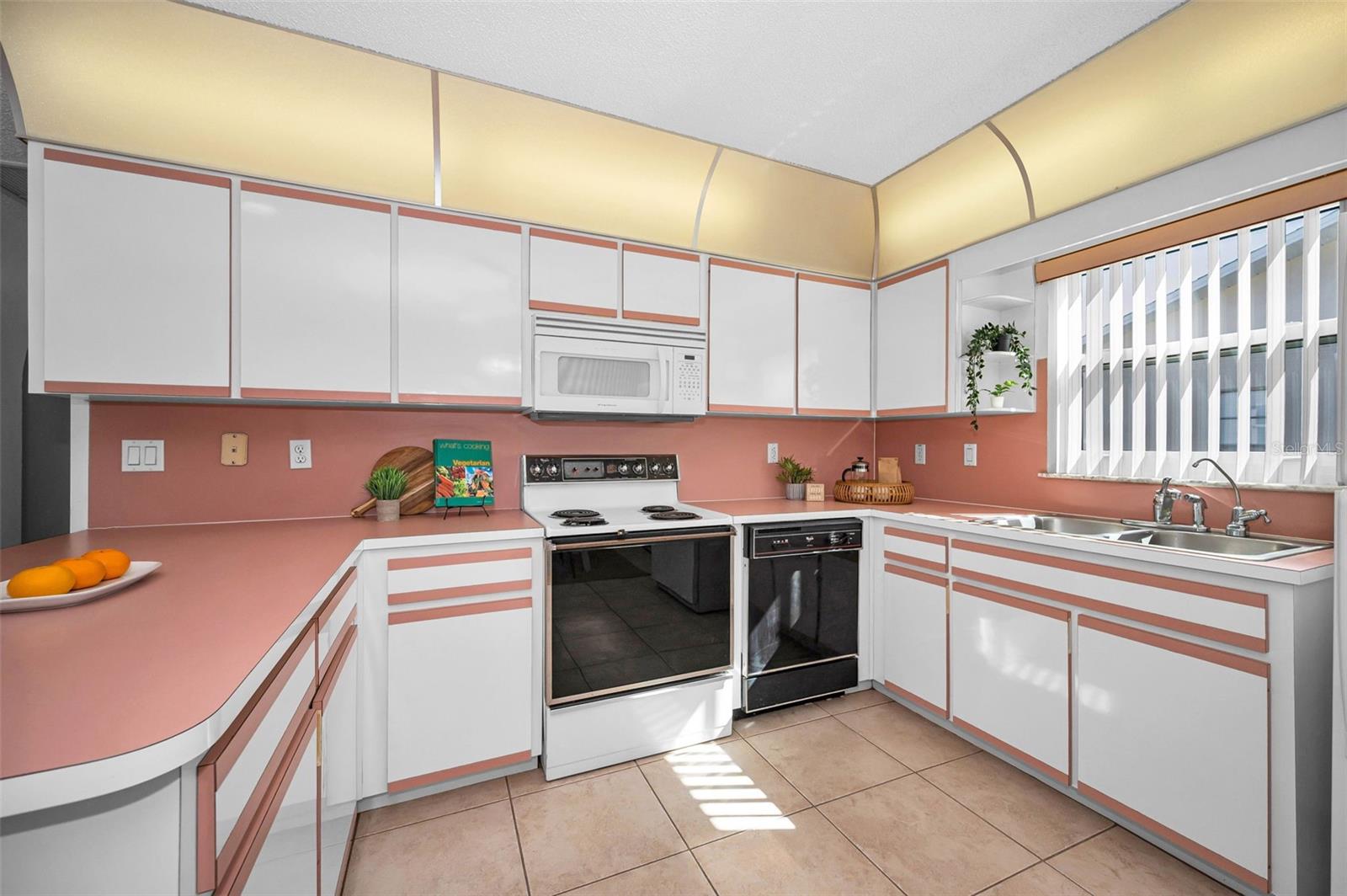 Great Counter Space!!