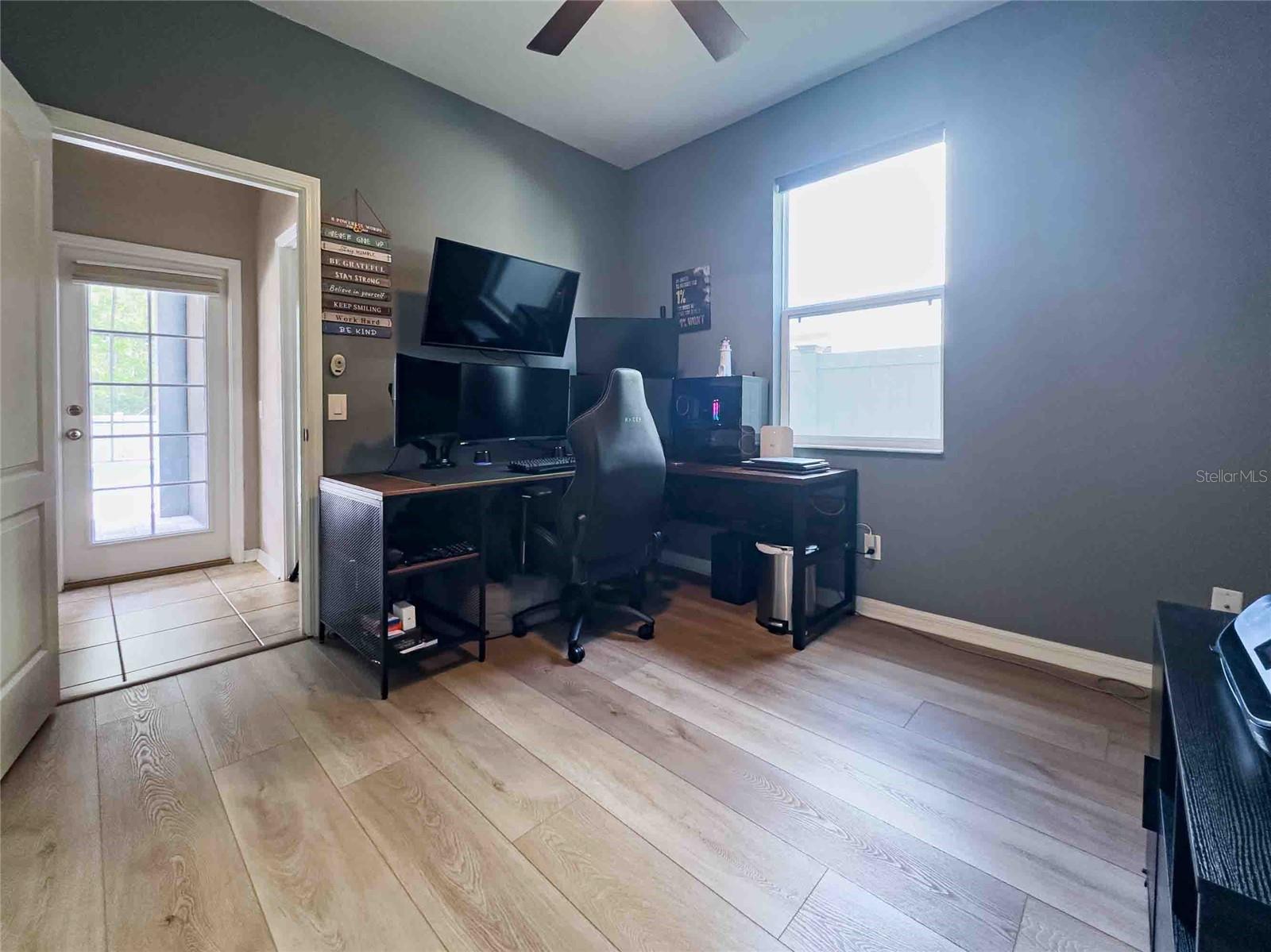 Another view of the office and the door leads to the pool.