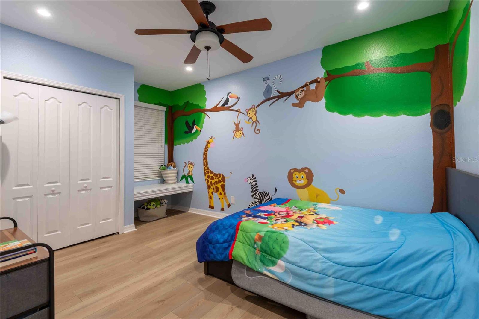 Third bedroom.