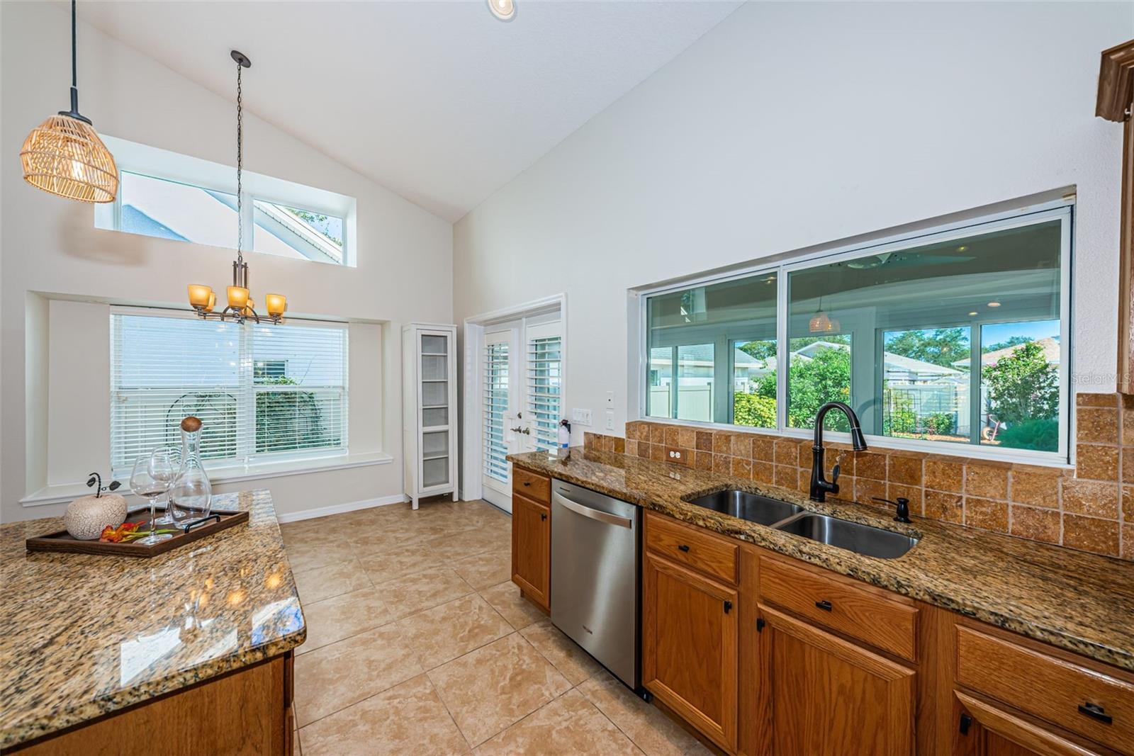 Kitchen/dining area