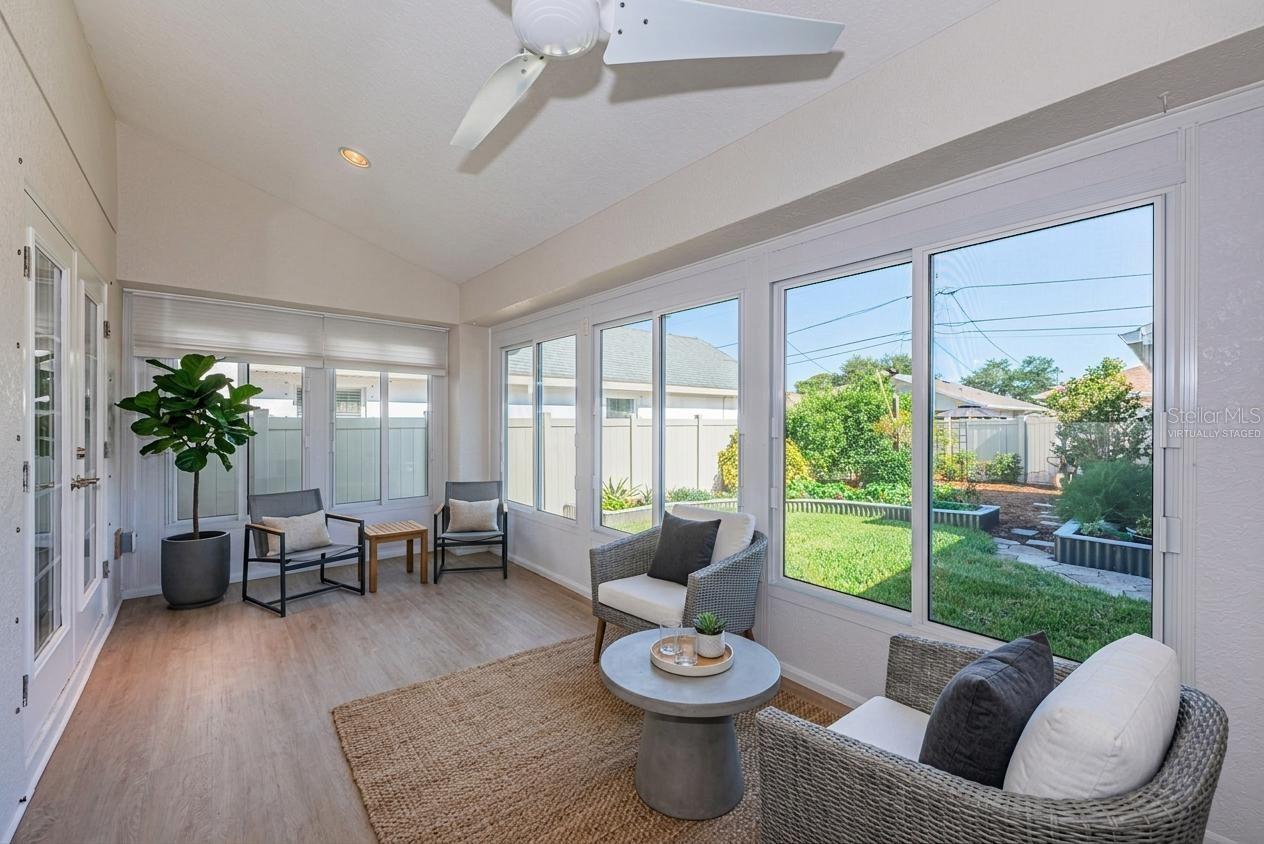 Sunroom/Florida room/flex space - virtually staged