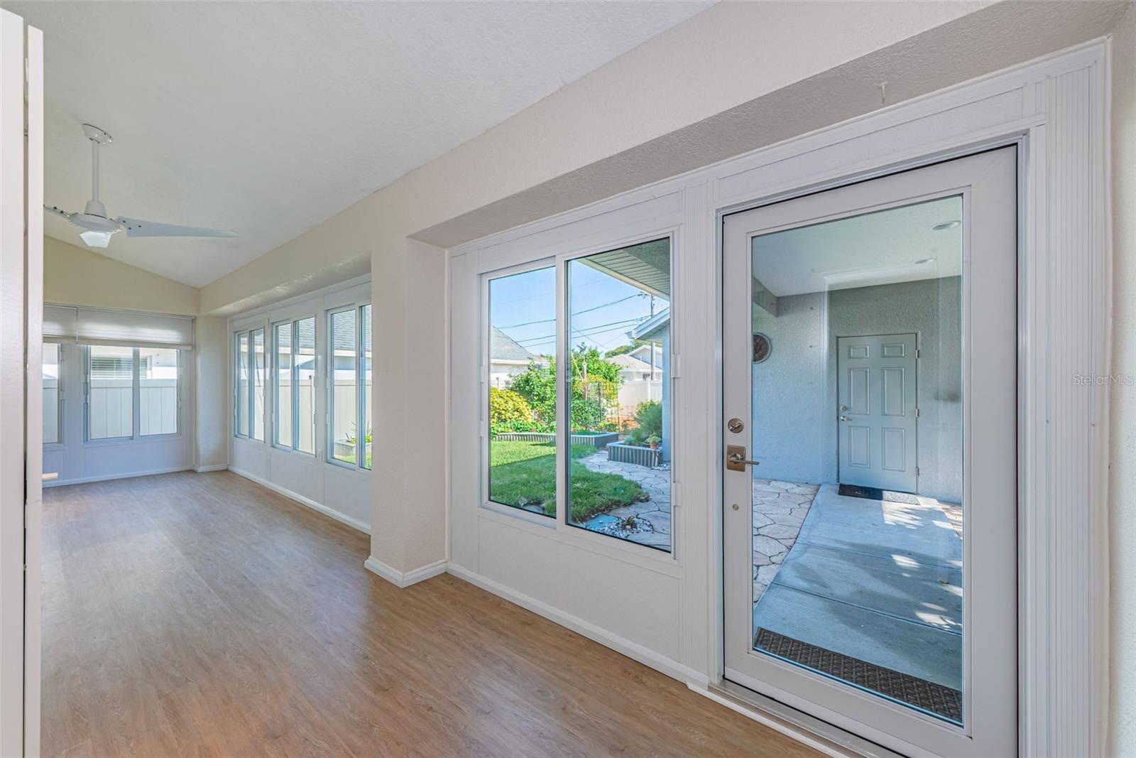 Sunroom/Florida room/flex space