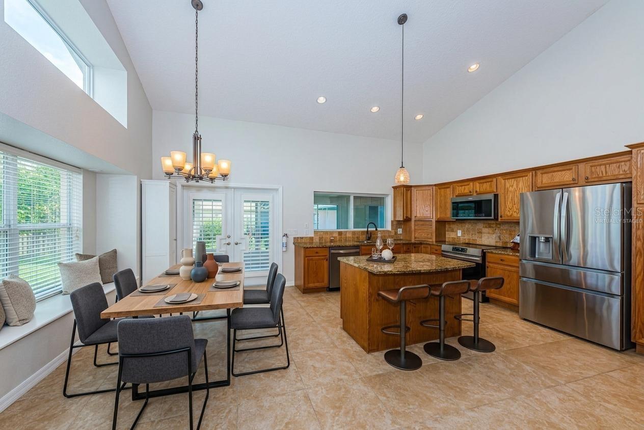 Kitchen/dining area - virtually staged