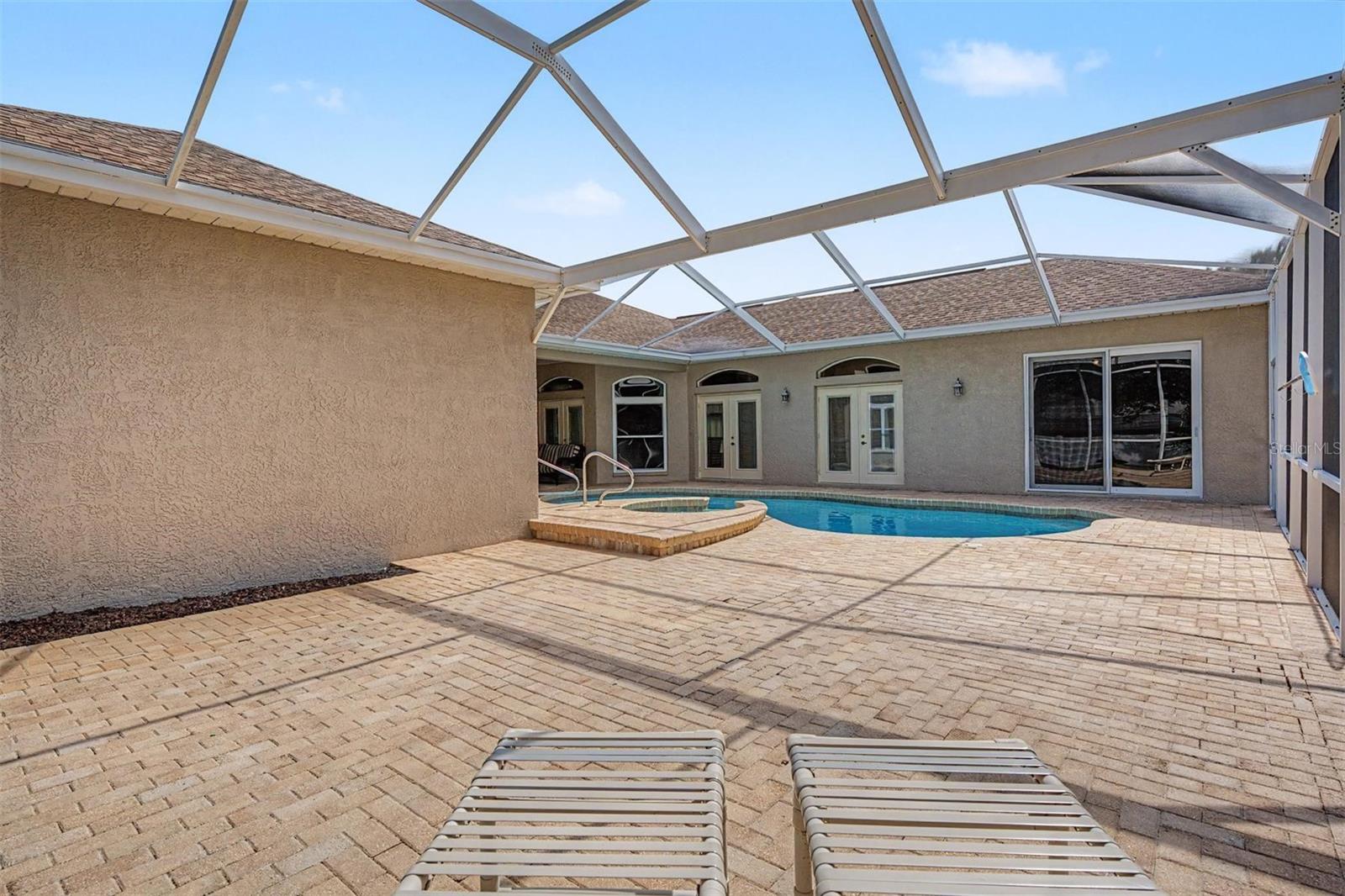 Extended paver pool deck