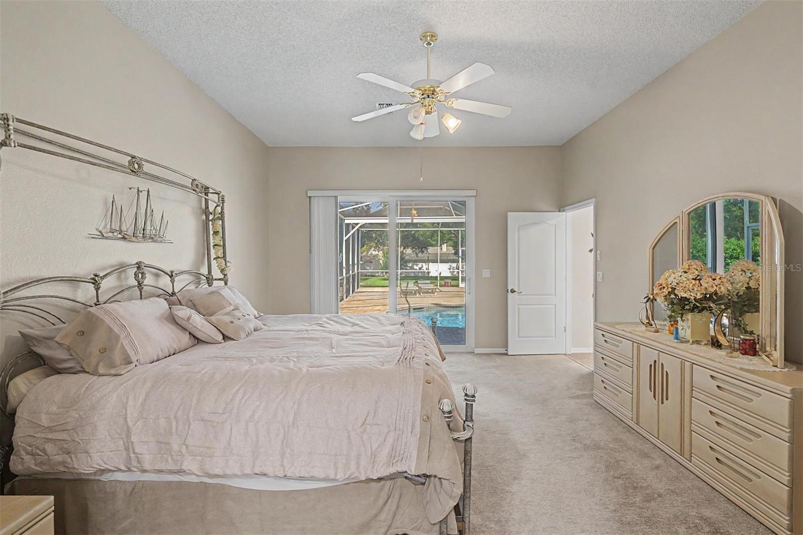 Very spacious primary suite!