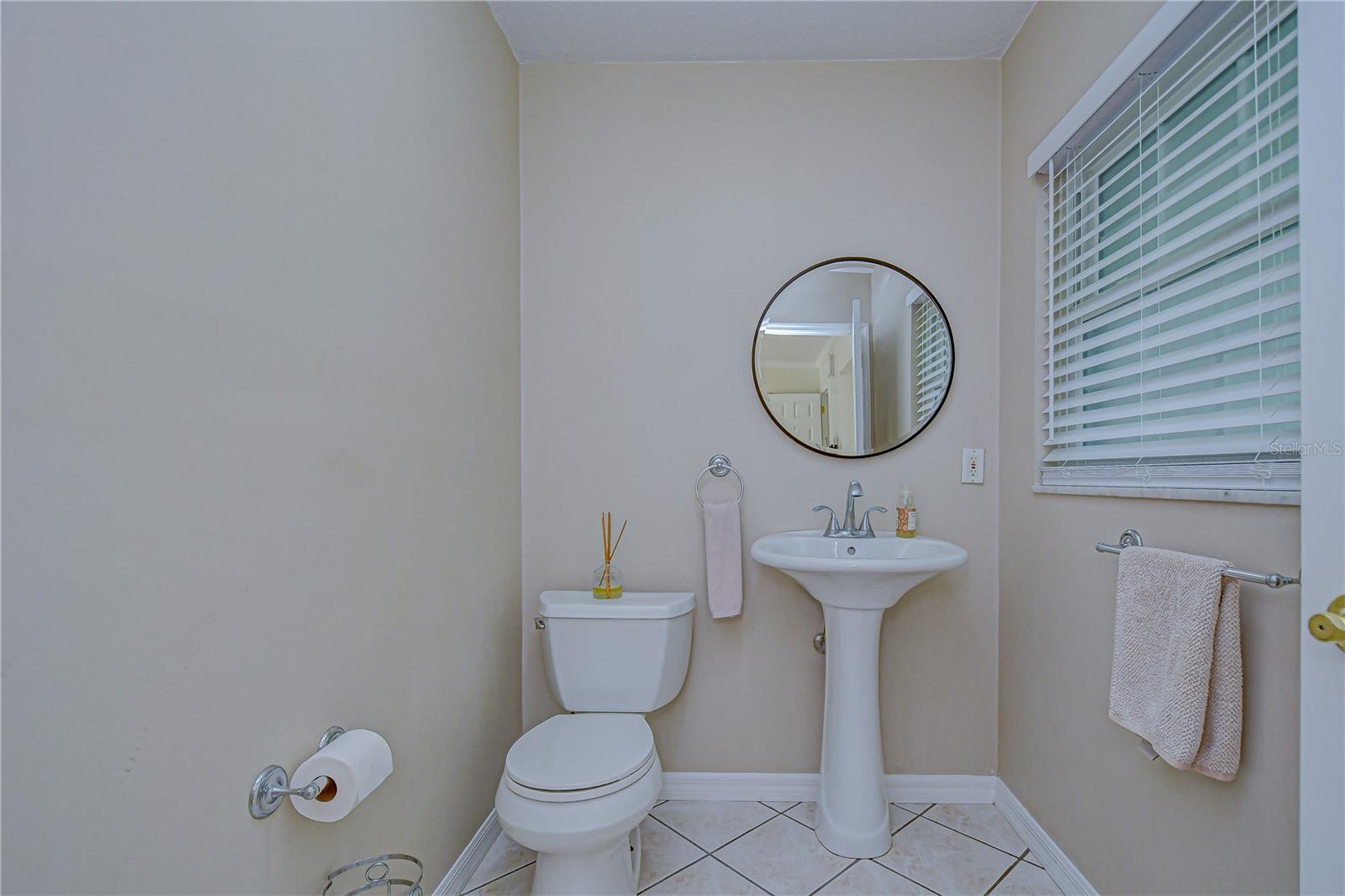 Downstairs 1/2 Bath