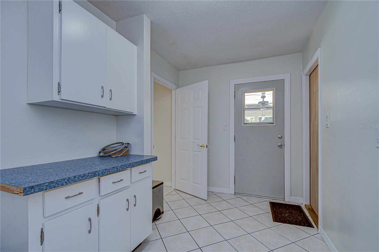 Large Laundry Room