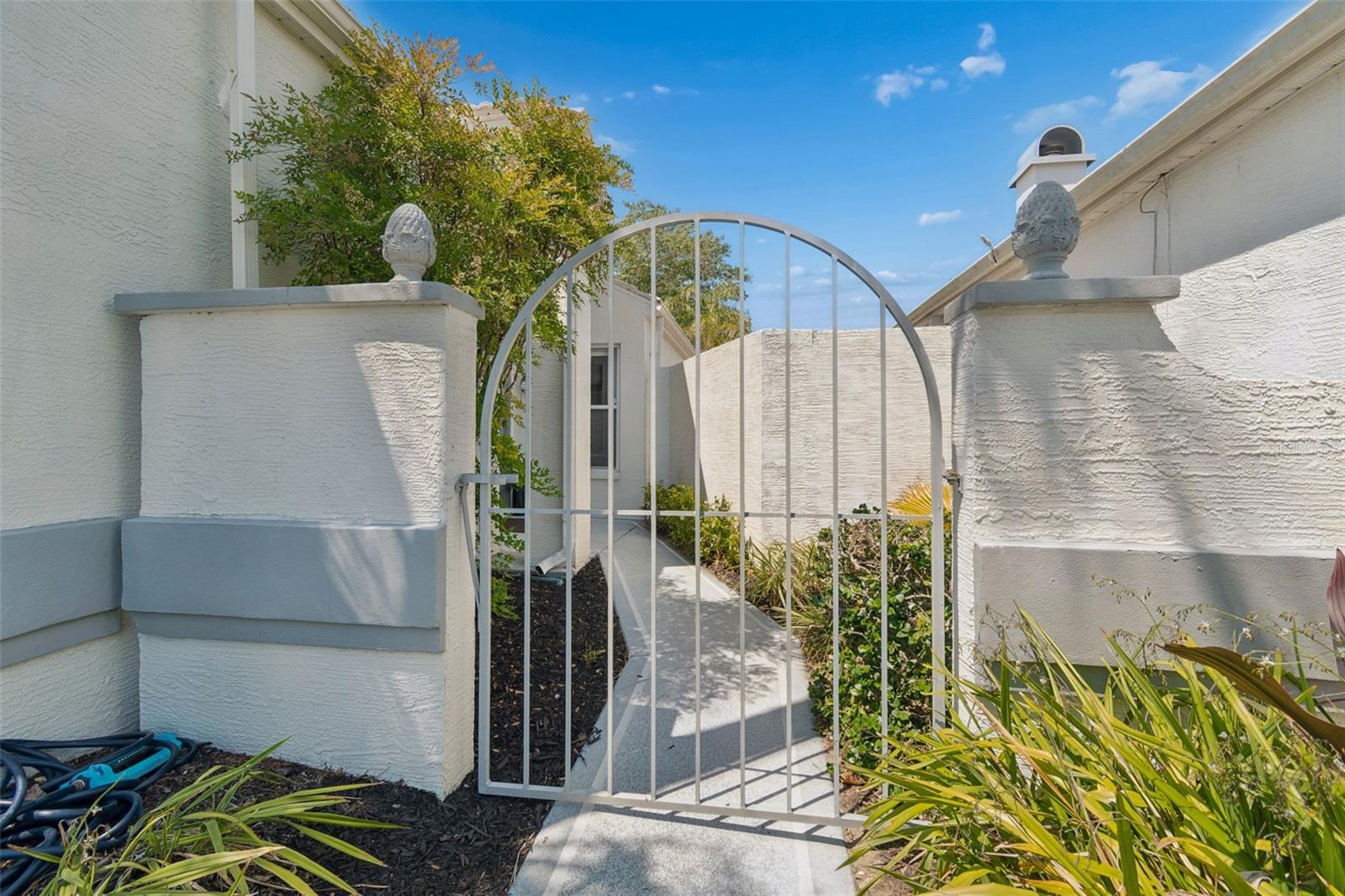 COURTYARD ENTRY
