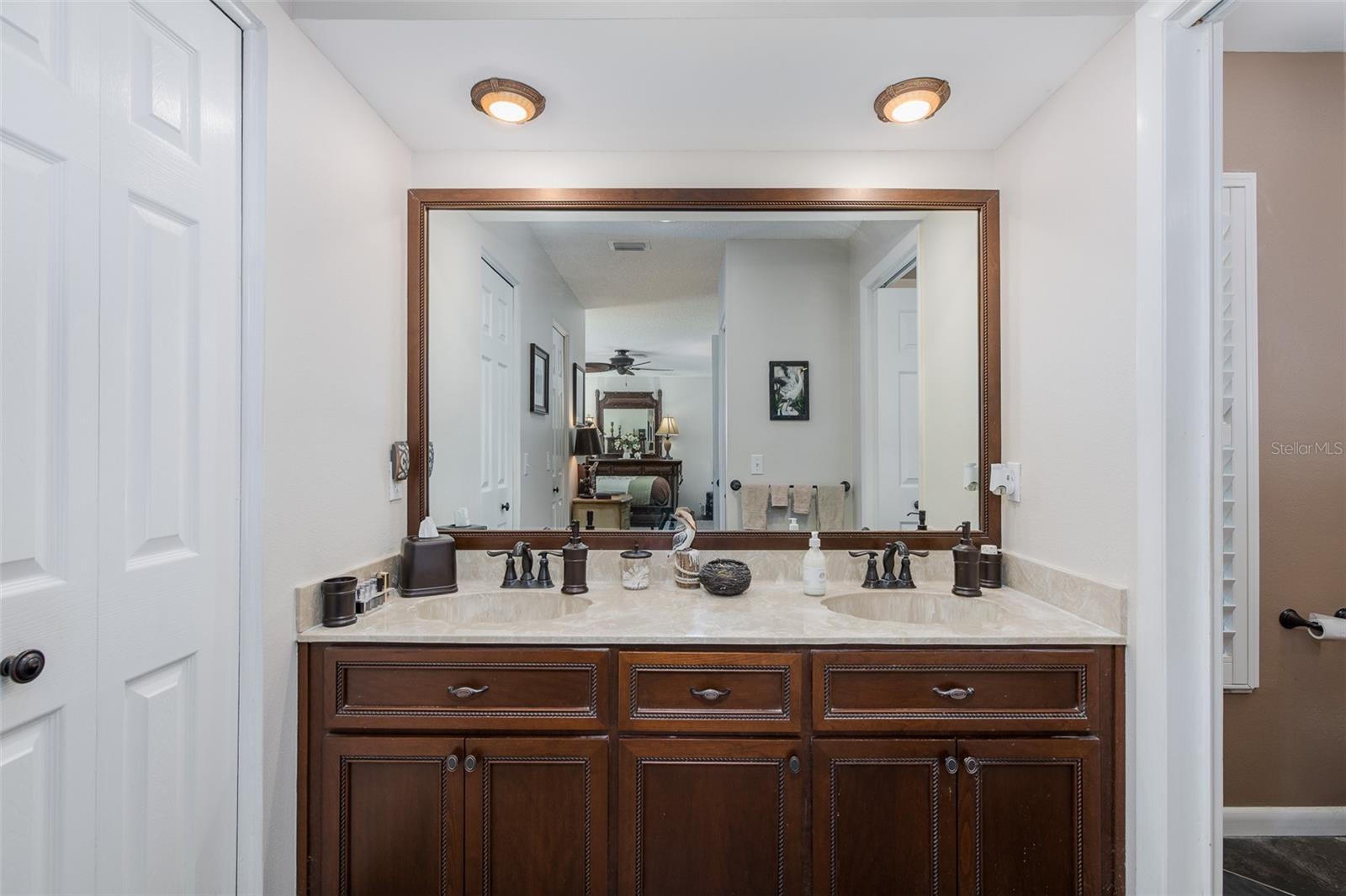 Ensuite primary bath