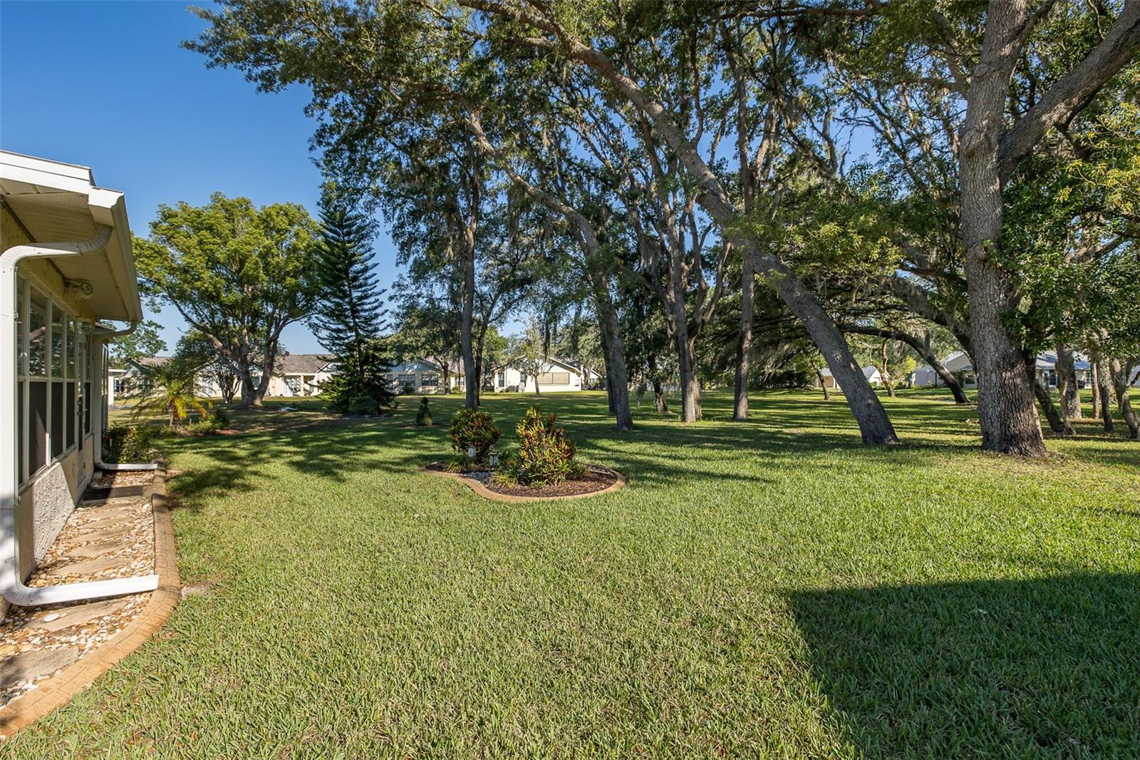 W7885415