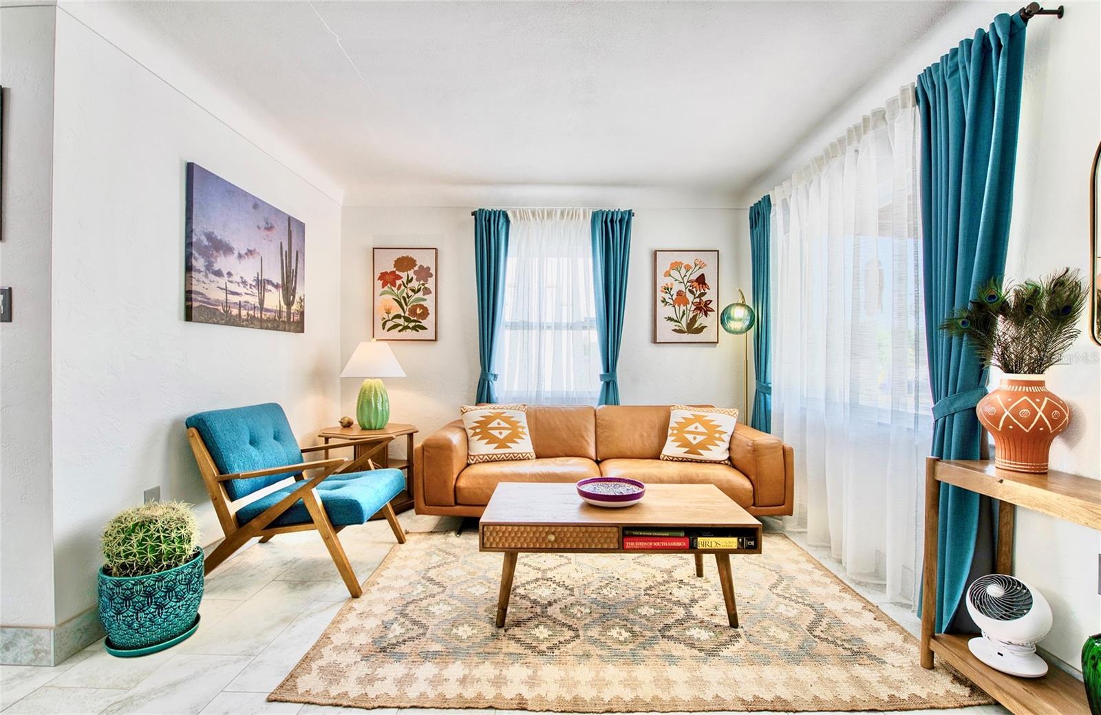 CASA BAJA: Living Room Leather Couch, Wooden Furniture