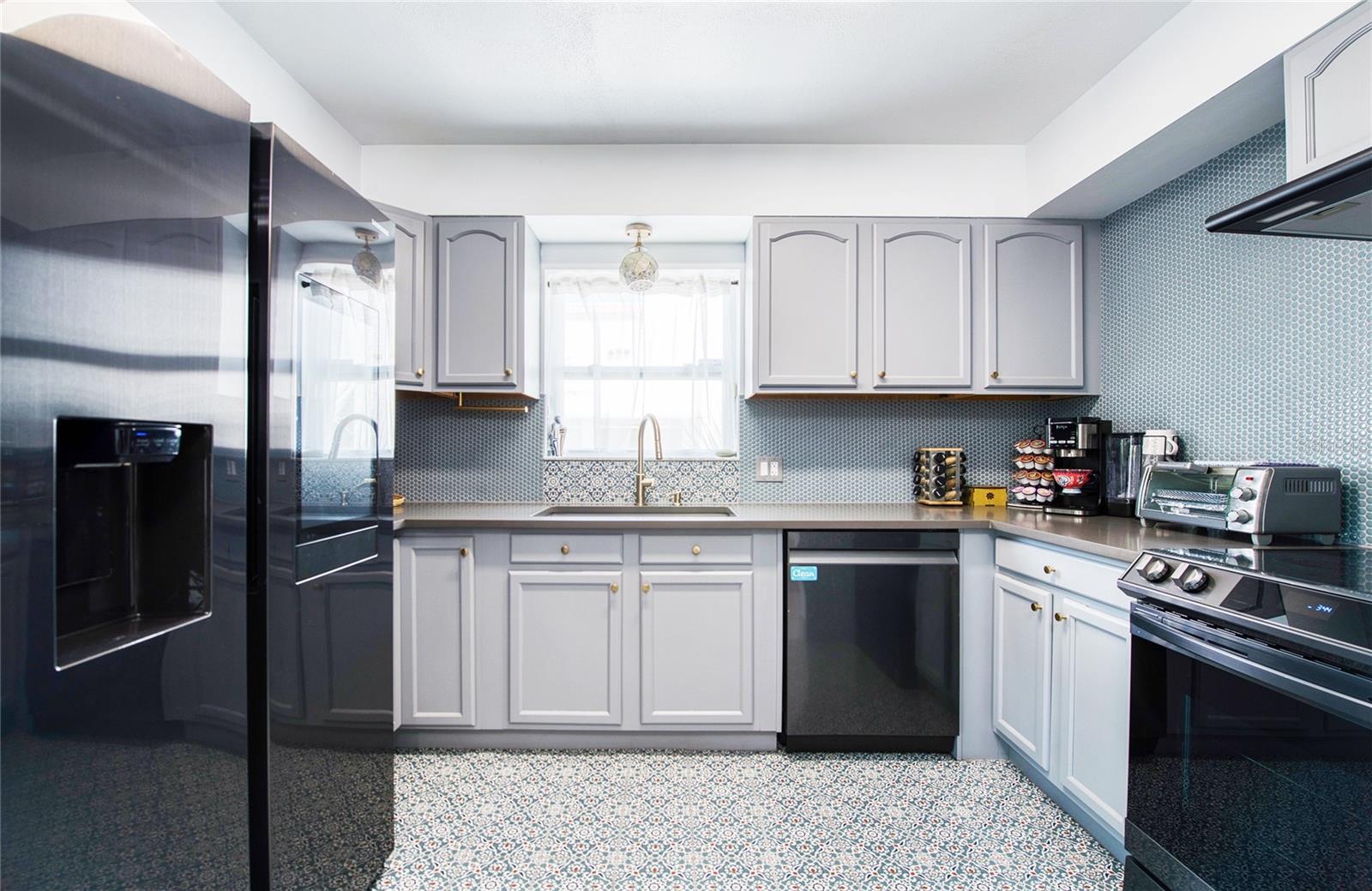 CASA BAJA: Fully Equipped Kitchen