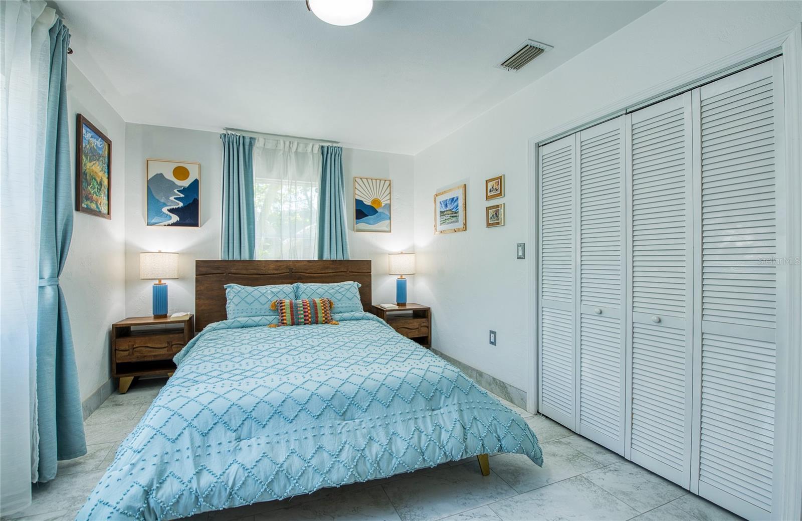 CASA BAJA: Primary Bedroom