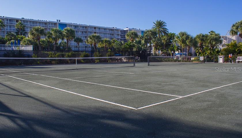 TB8504443