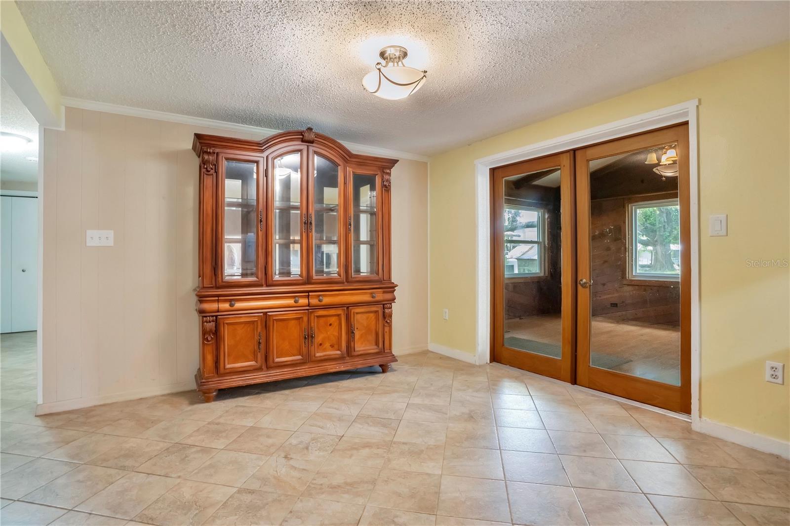Dining Room with entrance to Florida/Game Room