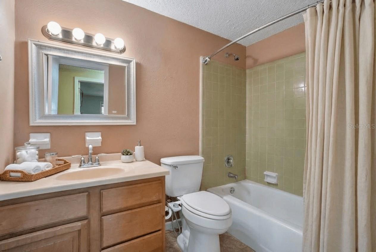 Bathroom #2