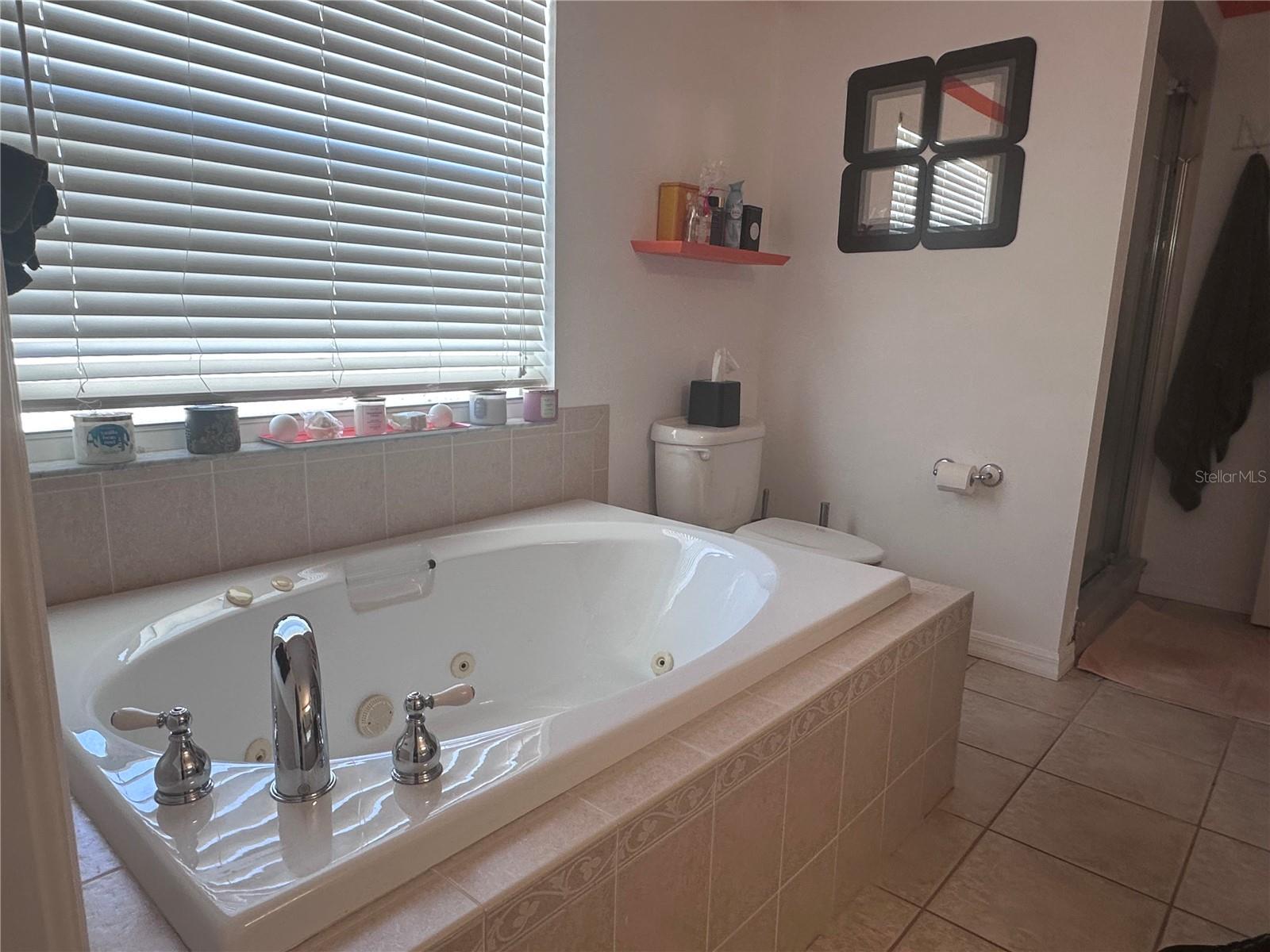 Oversized tub