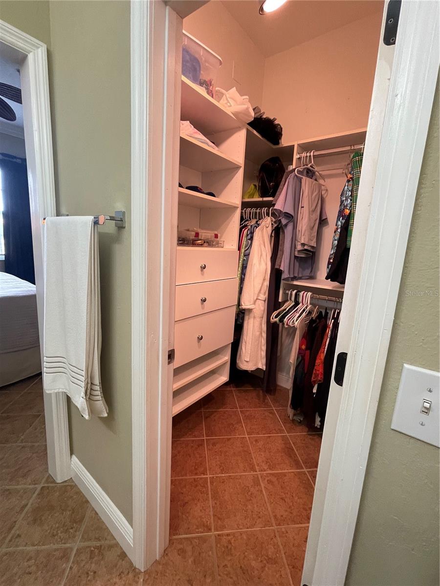 Walk-in closet