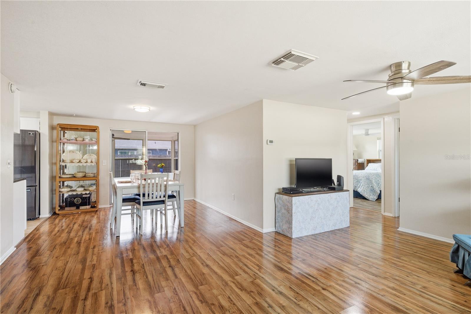 Living & Dining Area