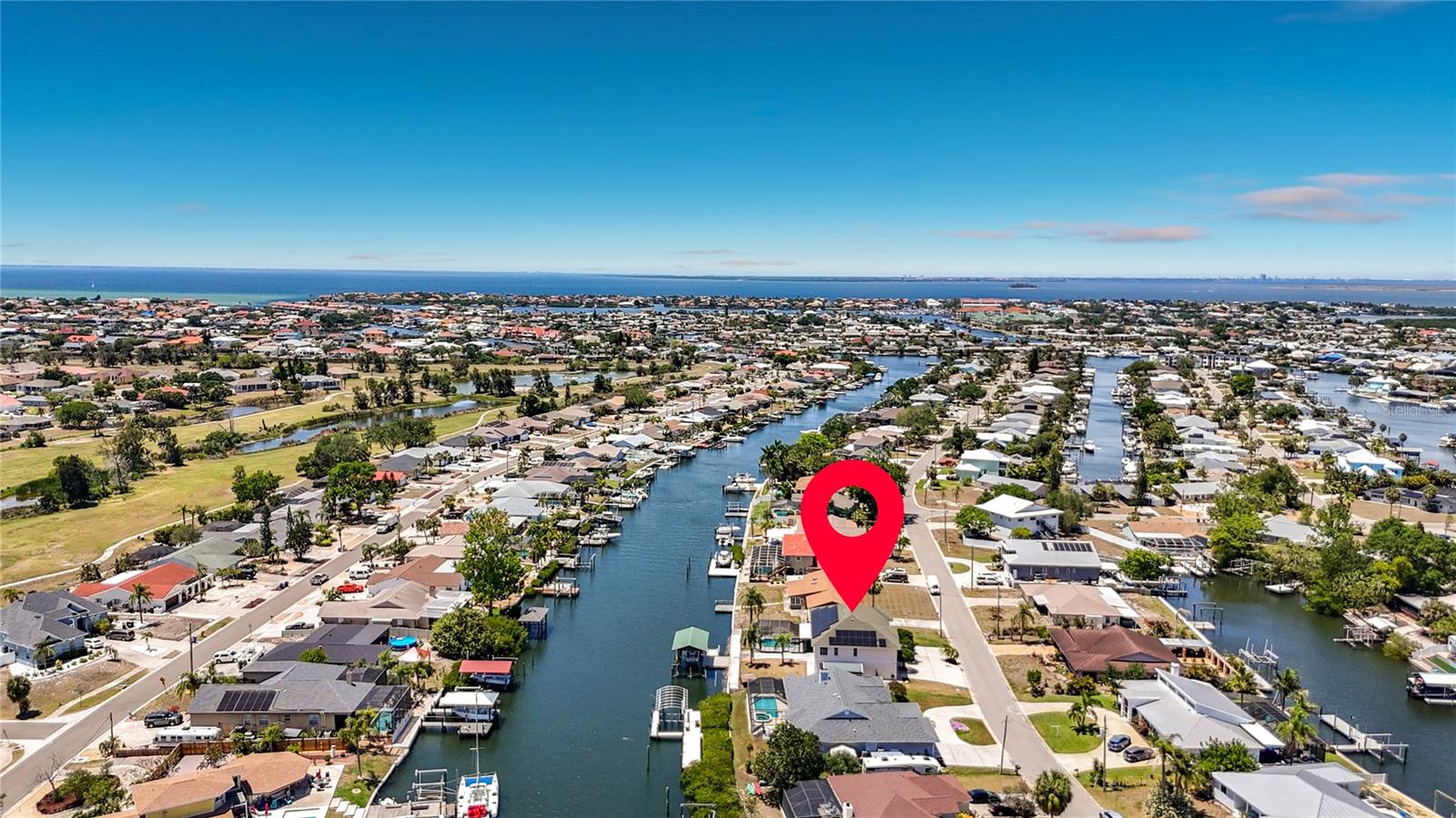 Apollo Beach waterfront community — minutes to Tampa Bay by boat