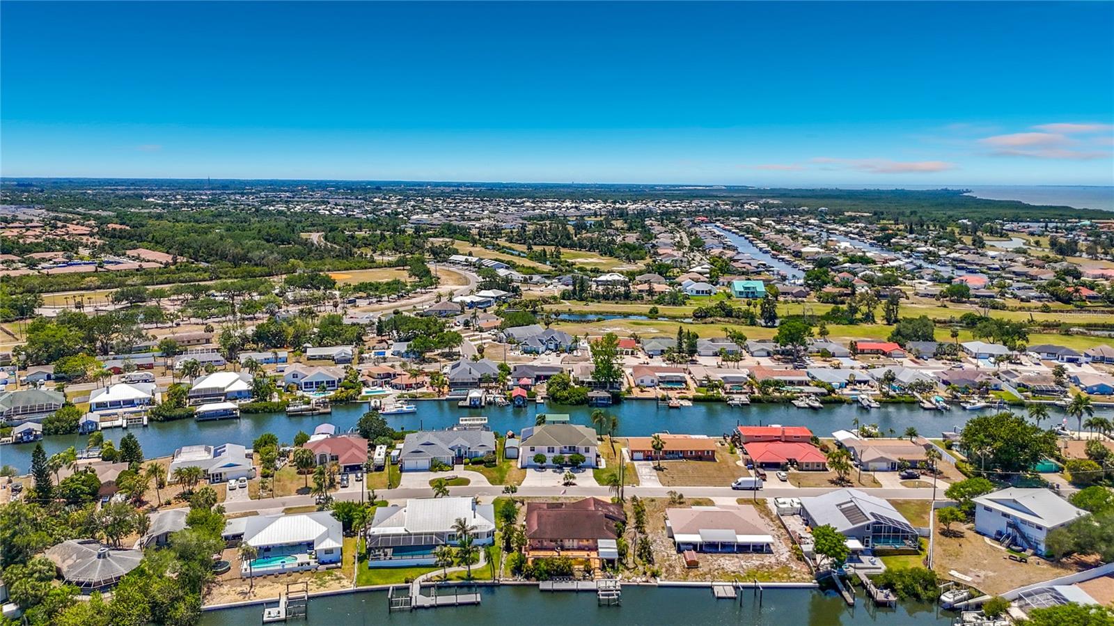 Apollo Beach — minutes from open Tampa Bay by boat