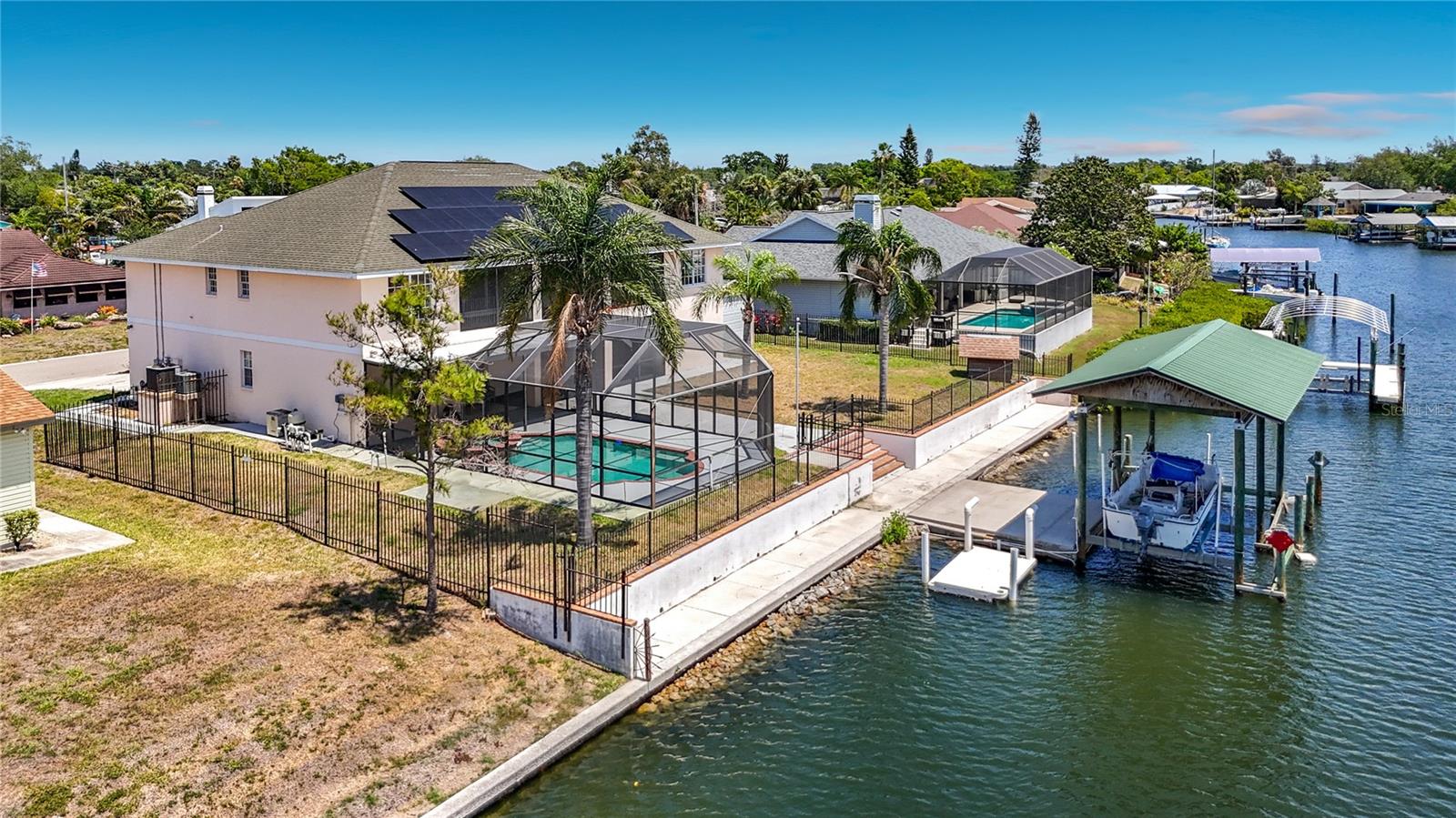 Direct waterfront access — bring your boat