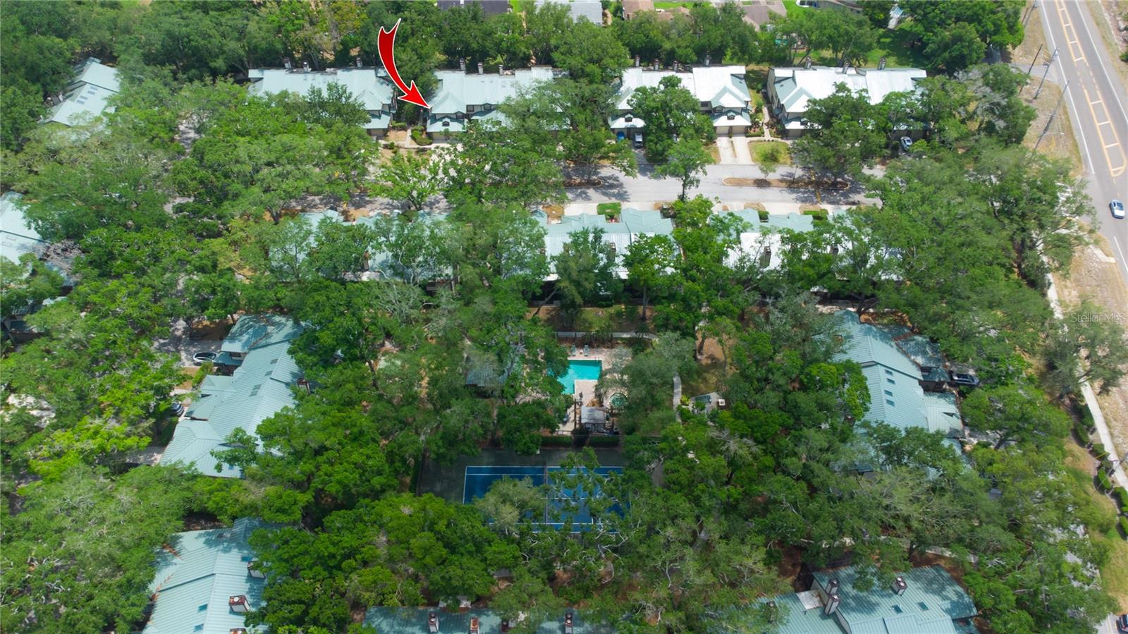 Unit proximity to pool/spa/tennis