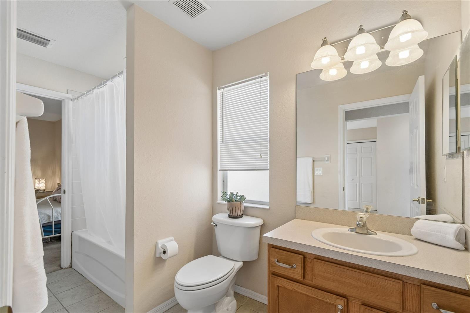 2nd Bathroom