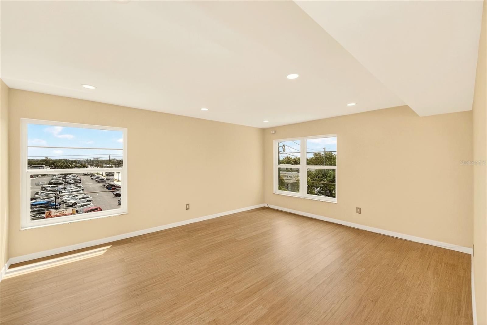 Guest bedroom