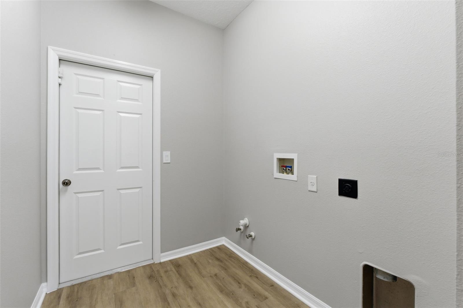 Landry room