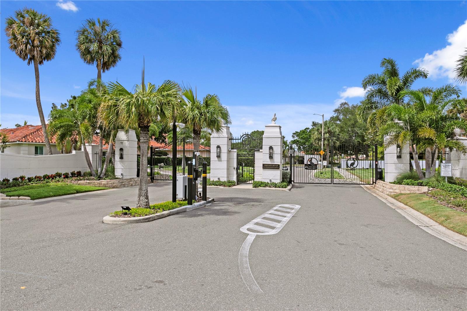 Pelican Island gated entry