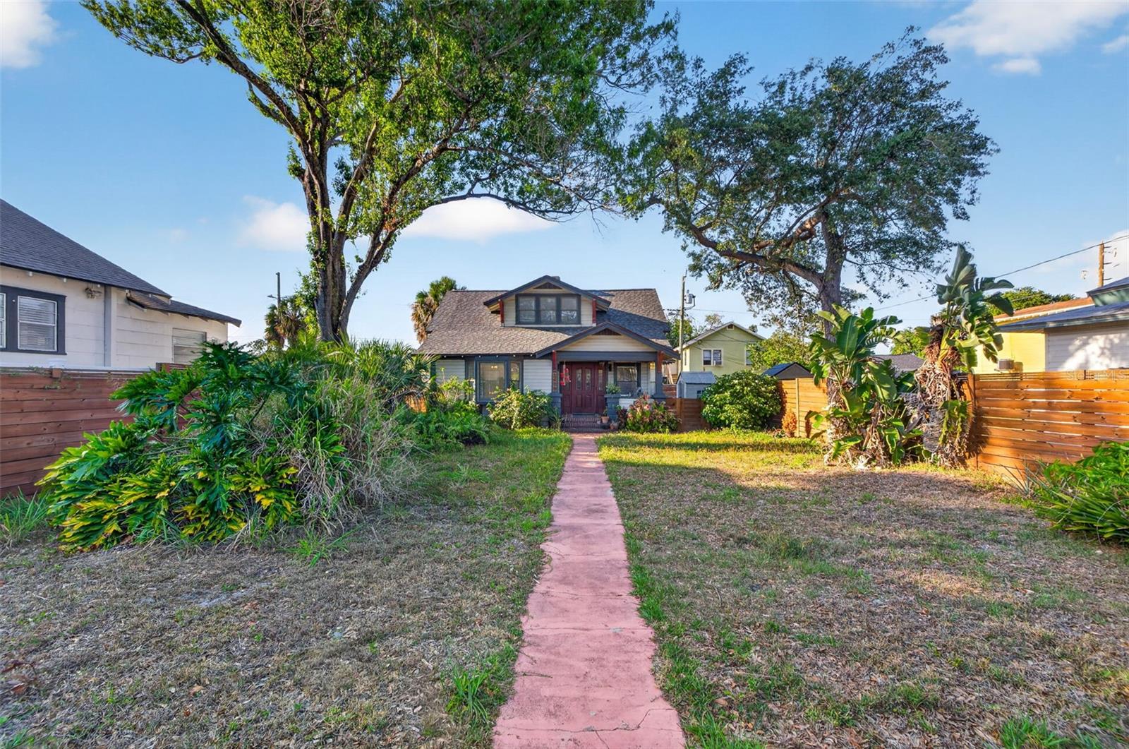 Expansive Front Yard