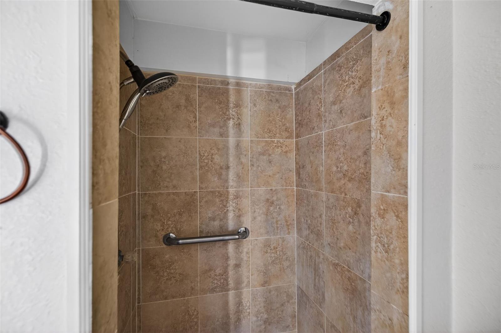 Separate Stand-up Shower