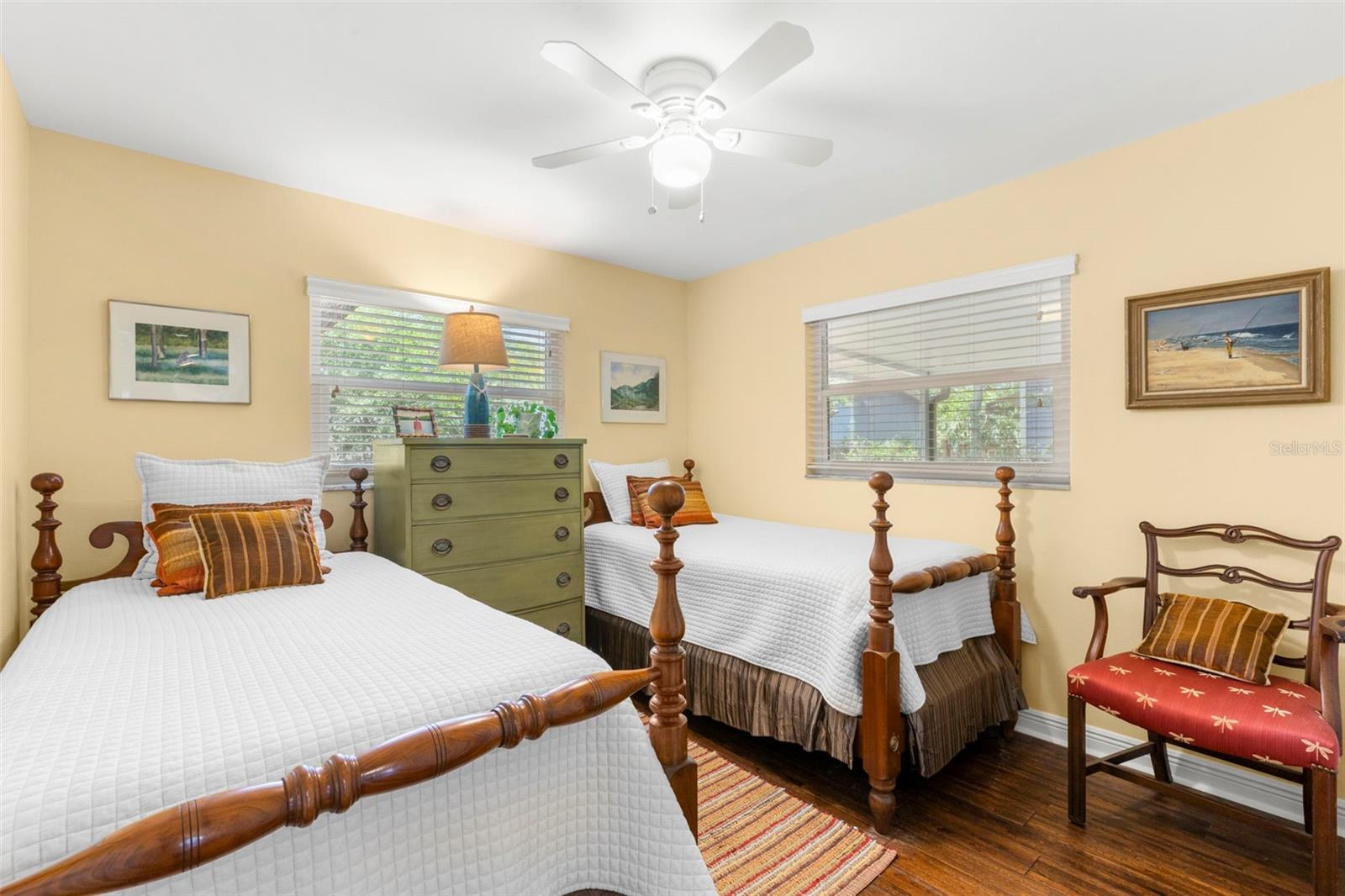 Second bedroom