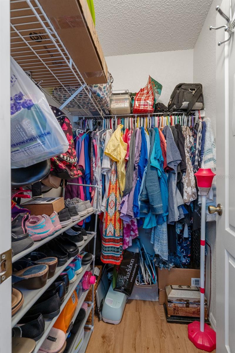Walk-in Closet