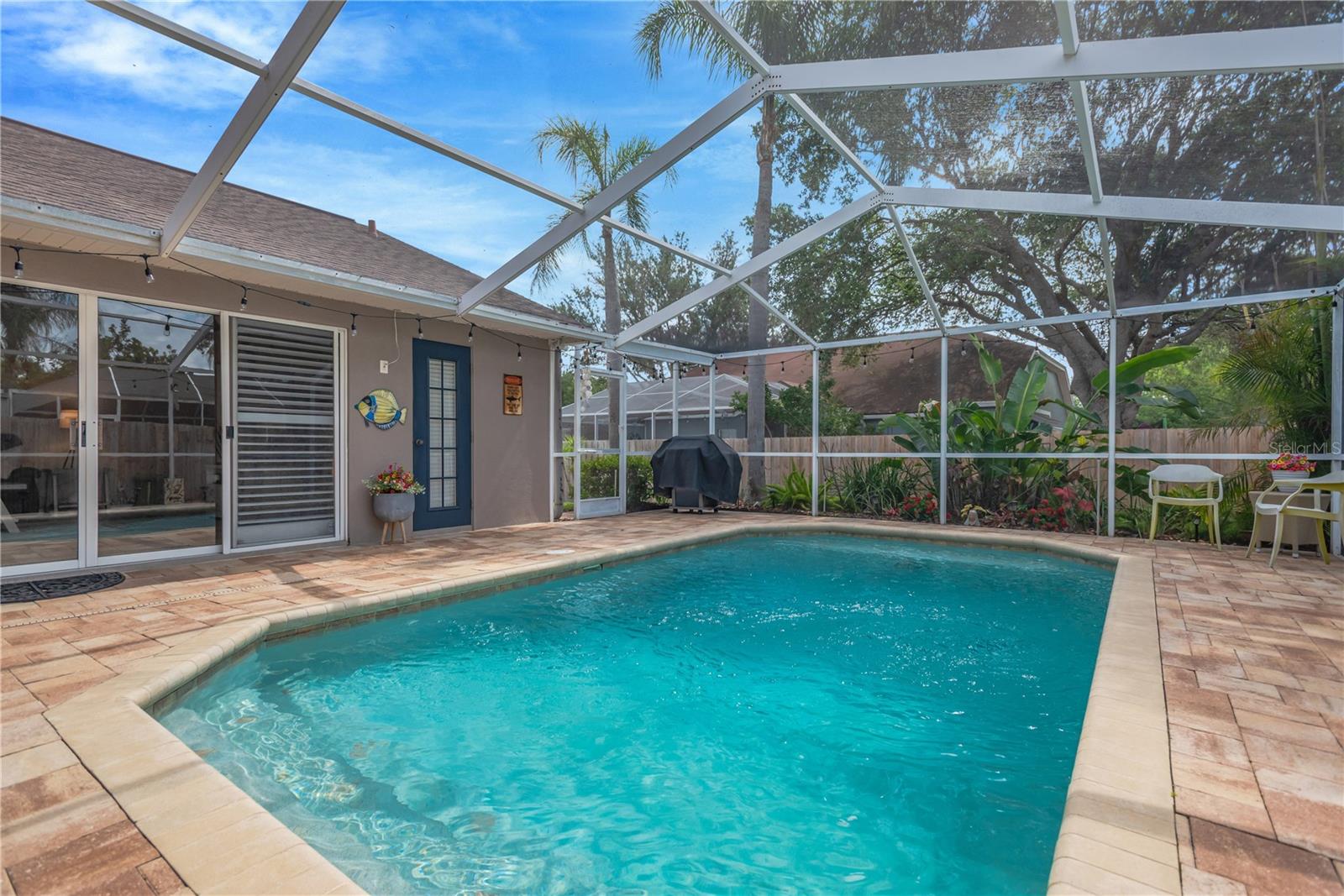 Buyers will enjoy this chlorine pool with the skimmer upgraded in 2025.