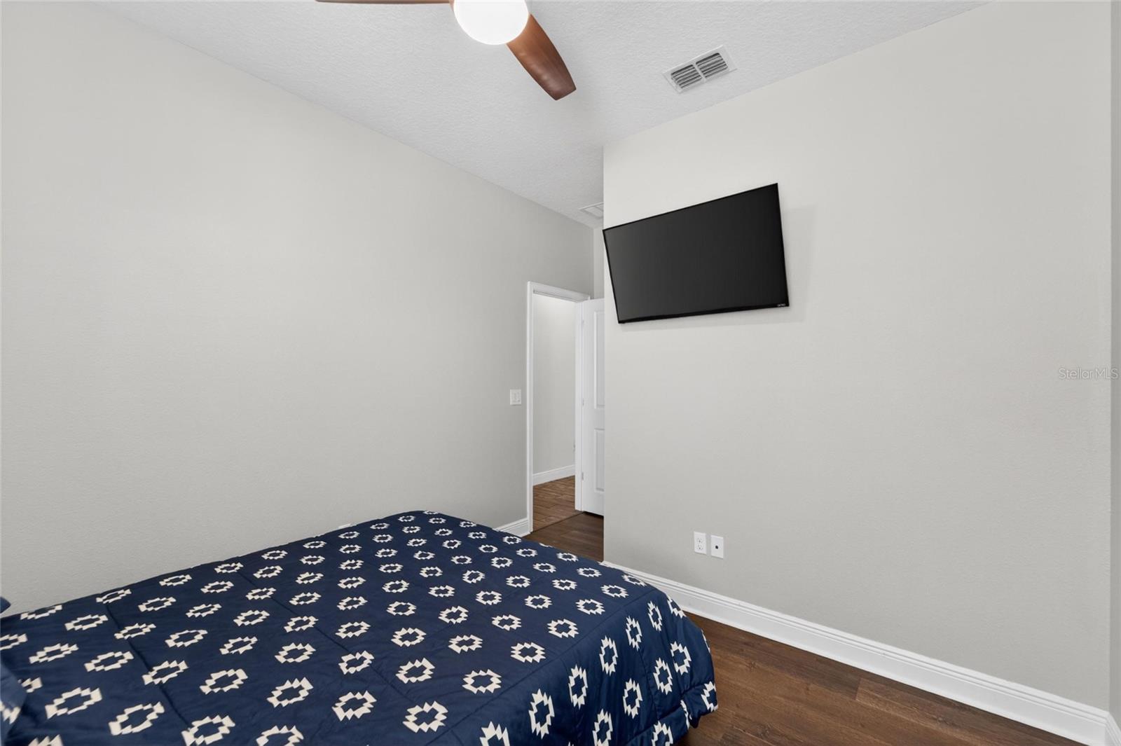 Plenty of space for family and visitors alike.