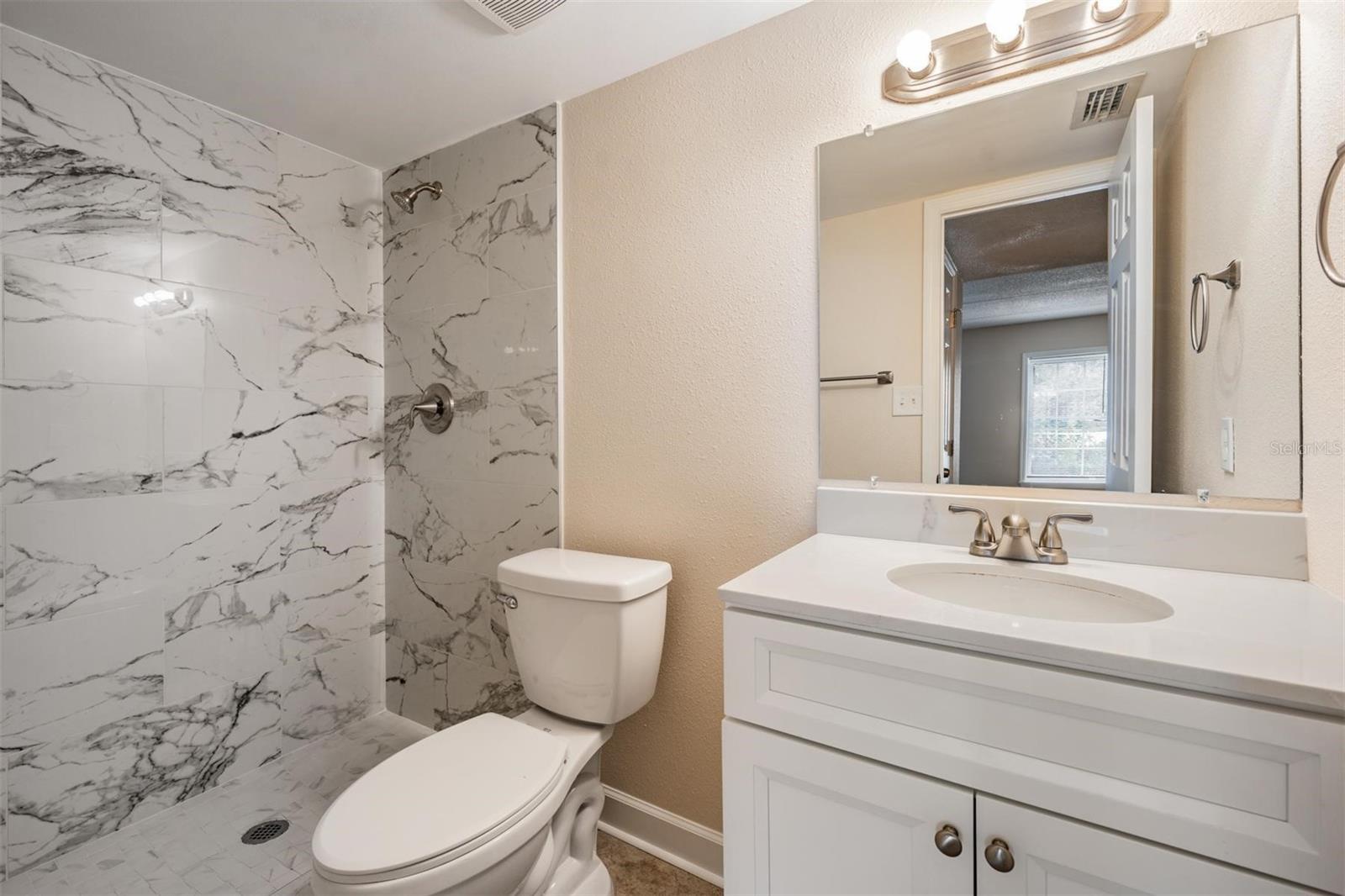 ensuite bath