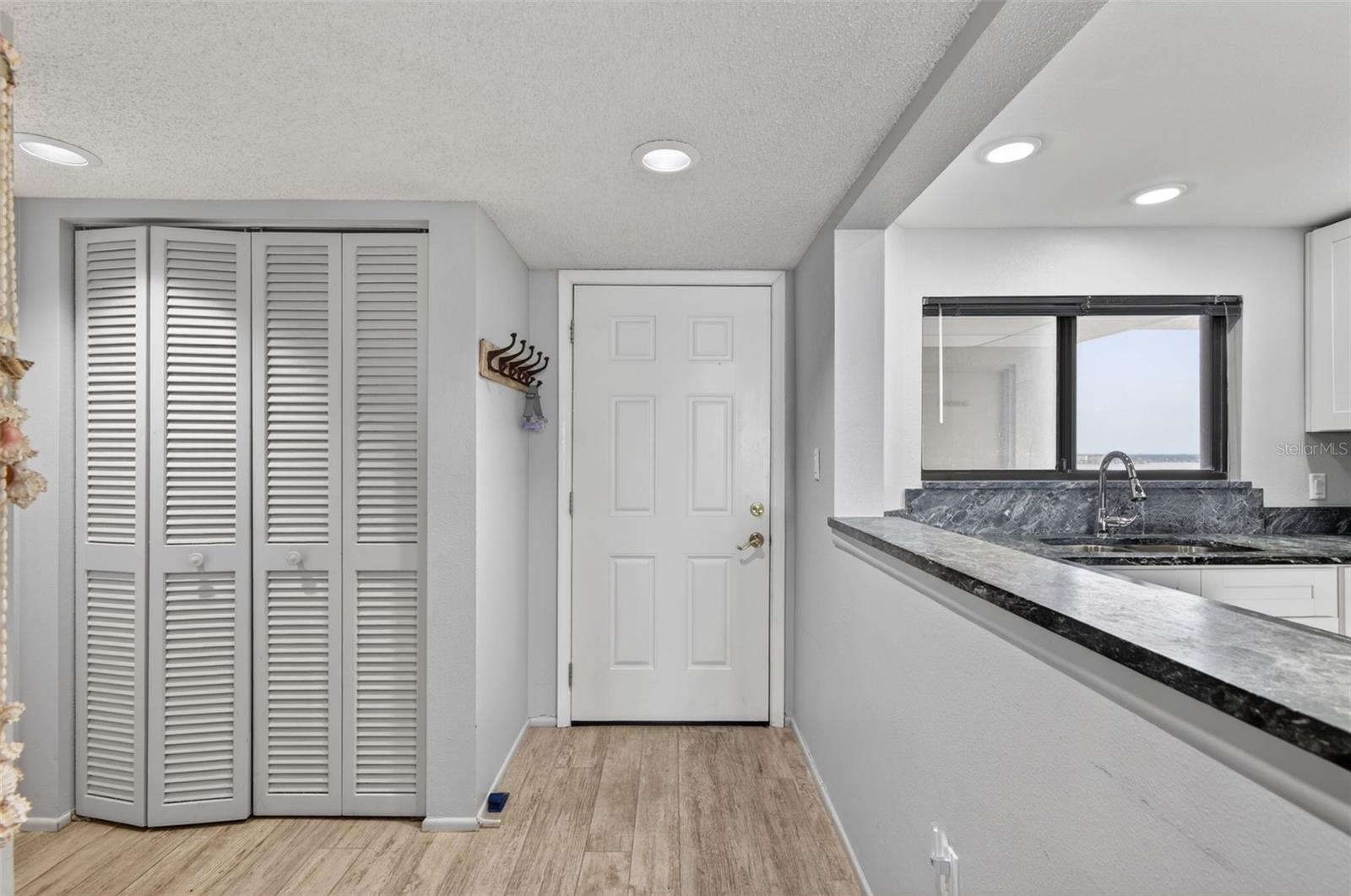 Entry way