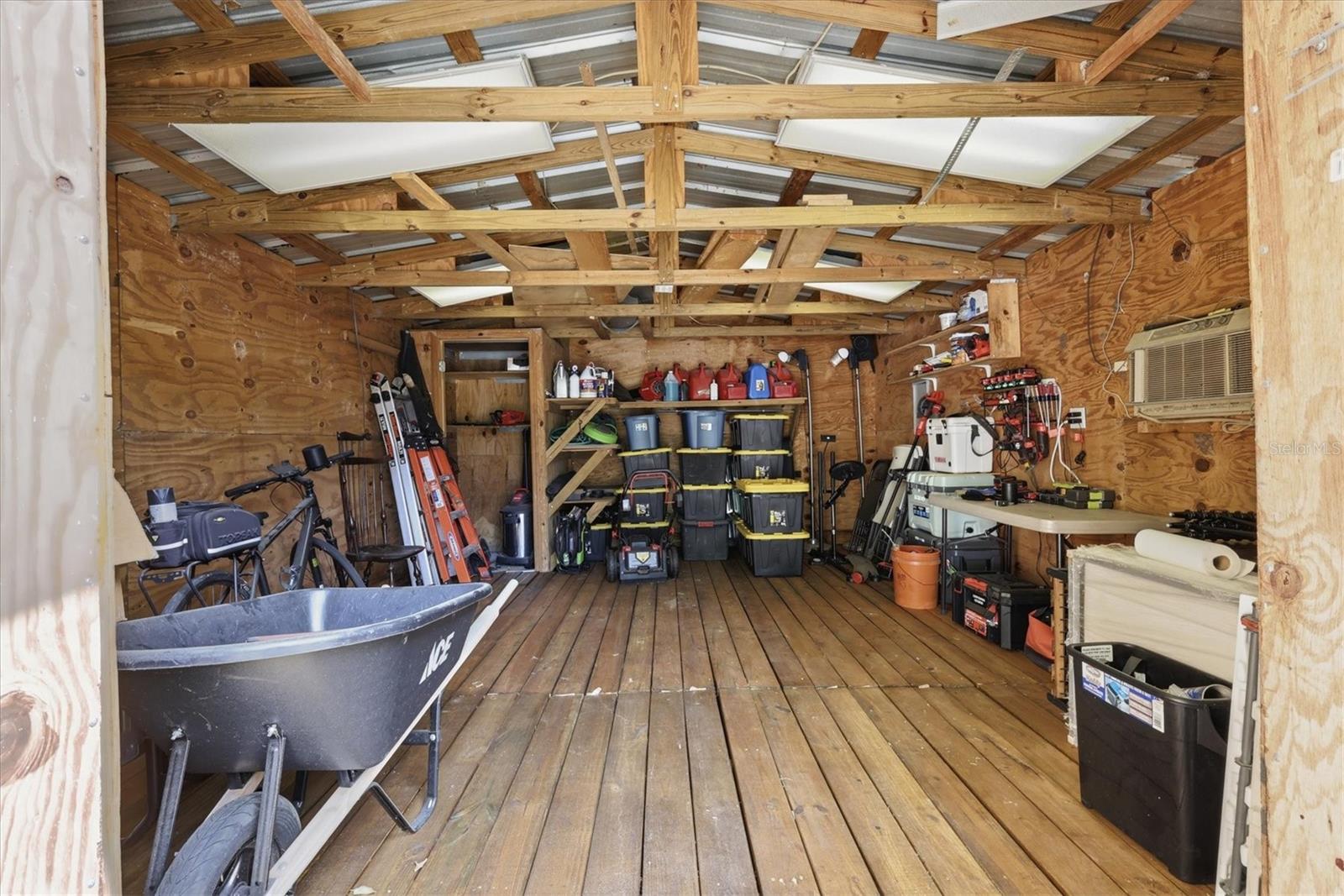 Outbuilding/storage